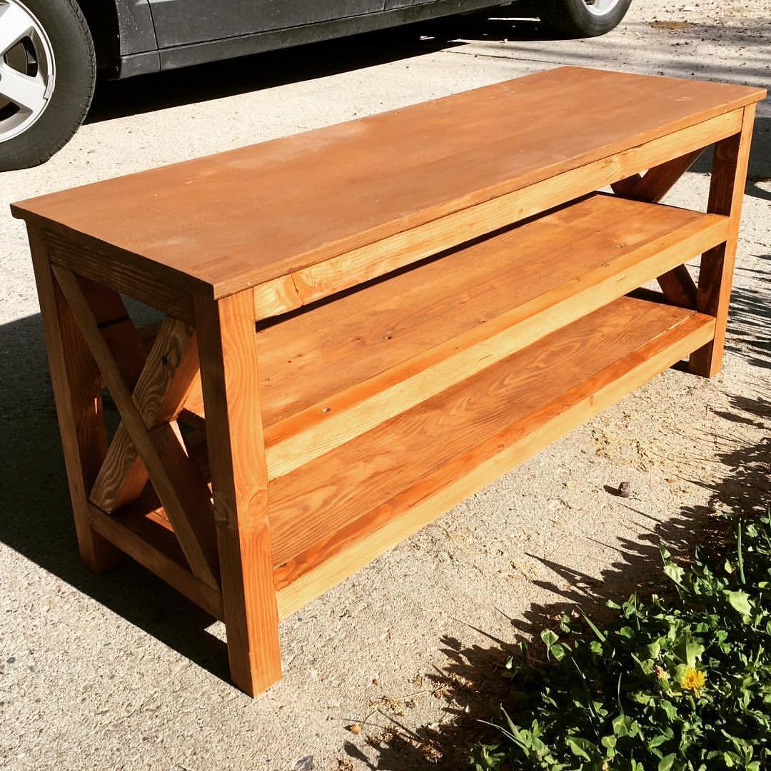 Entry bench