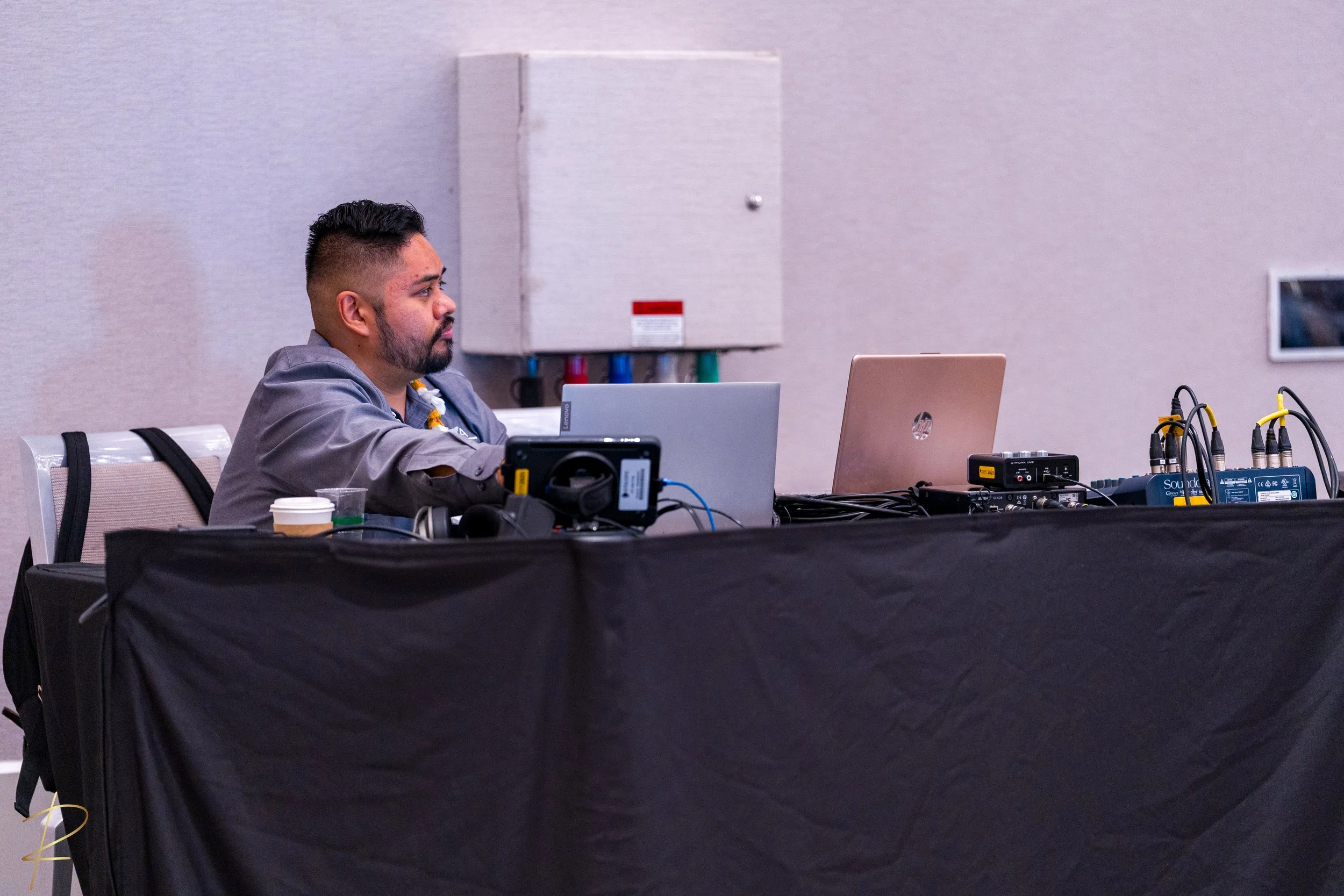 ROB03706.jpg
