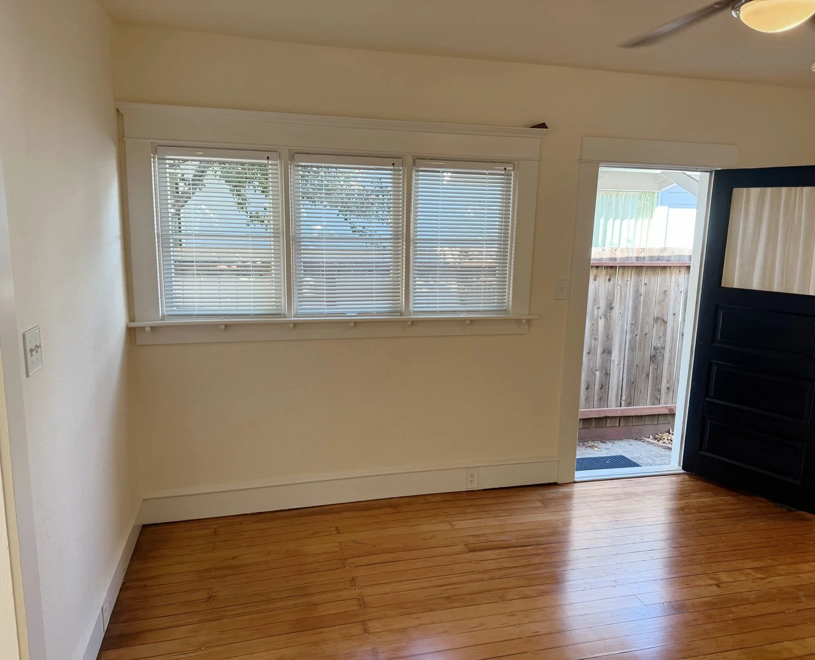 Dining Room, Side Door to Backyard