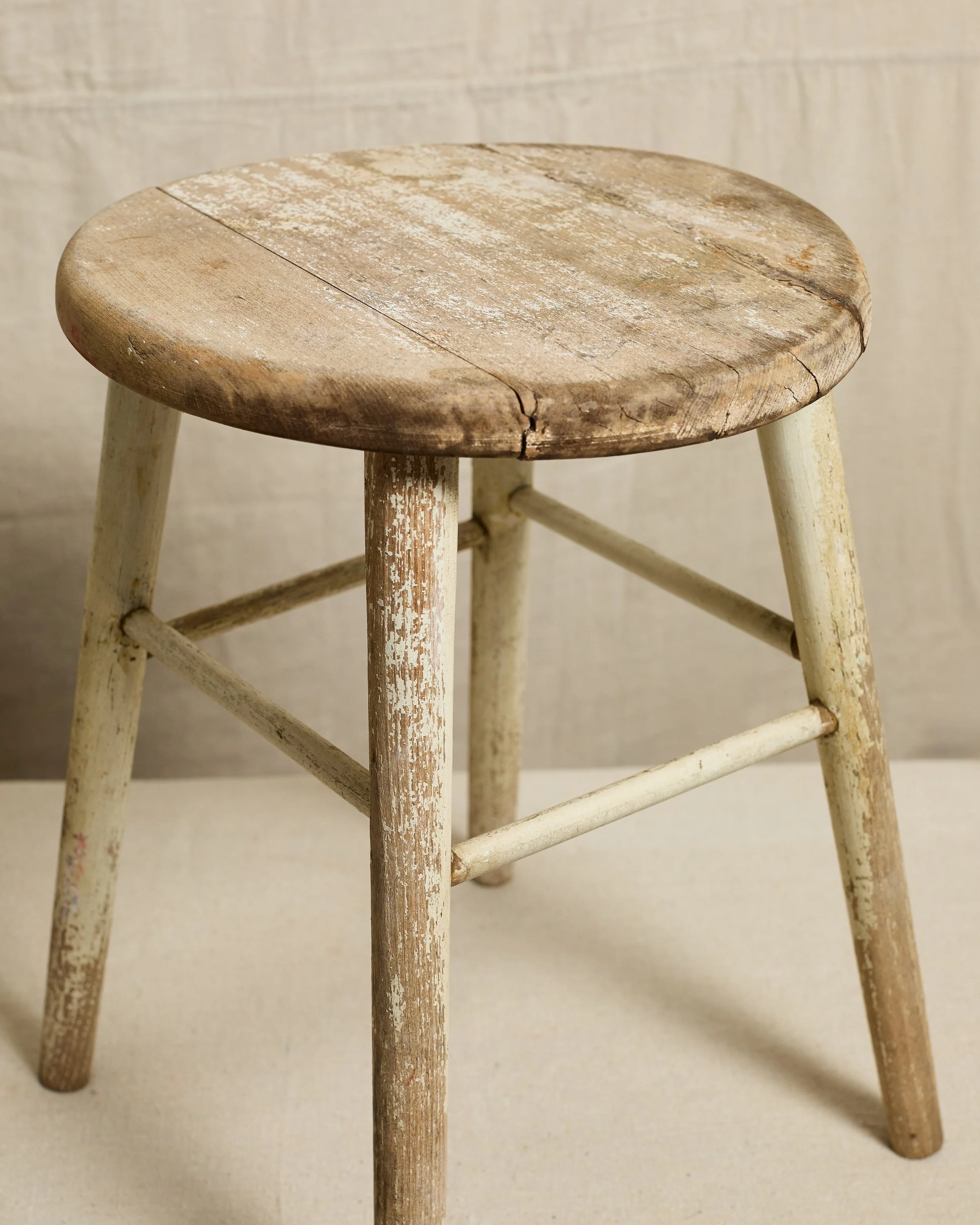 WhiteStool_Website_196.jpg