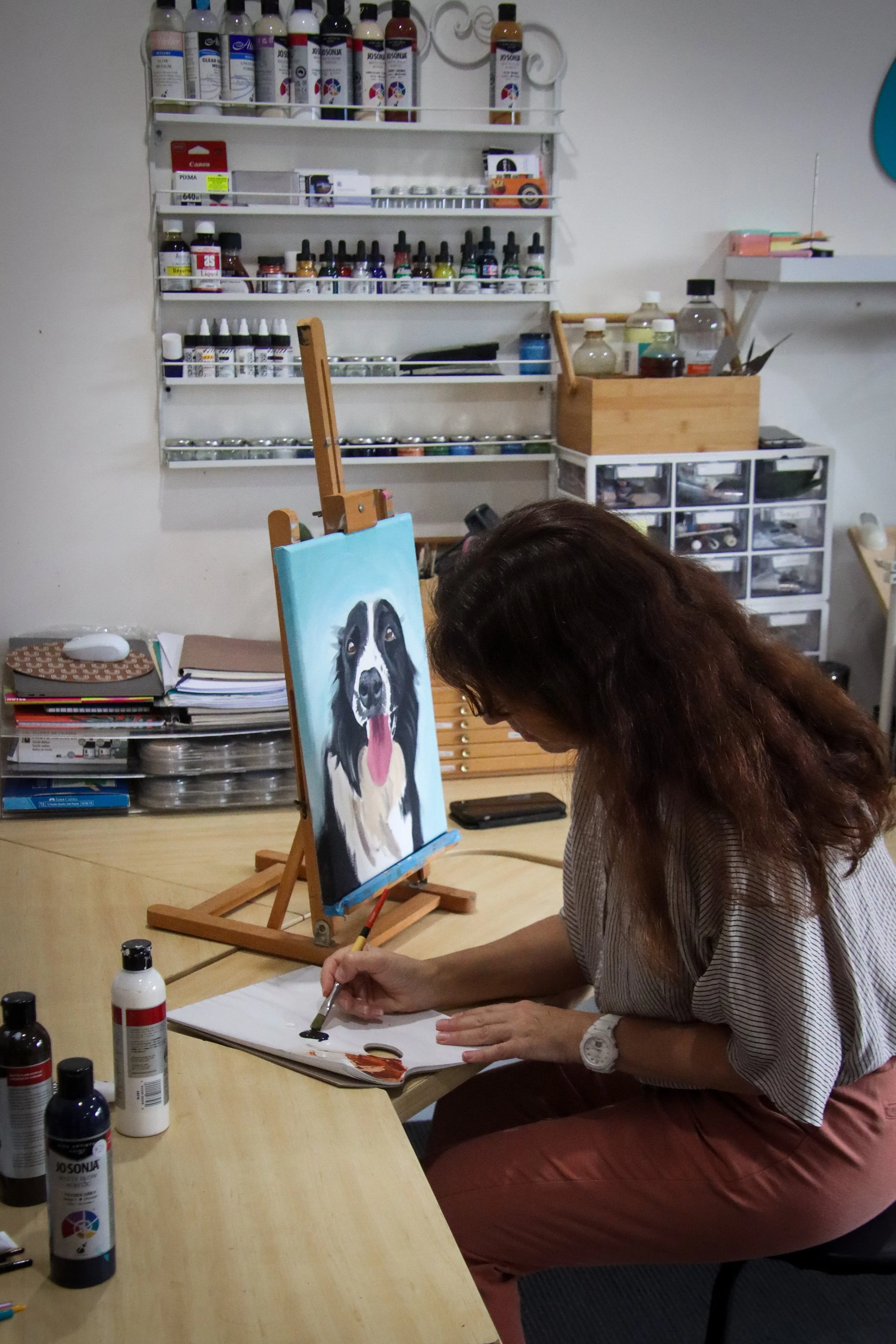 Local Yeppoon Artist Linda Weedon
