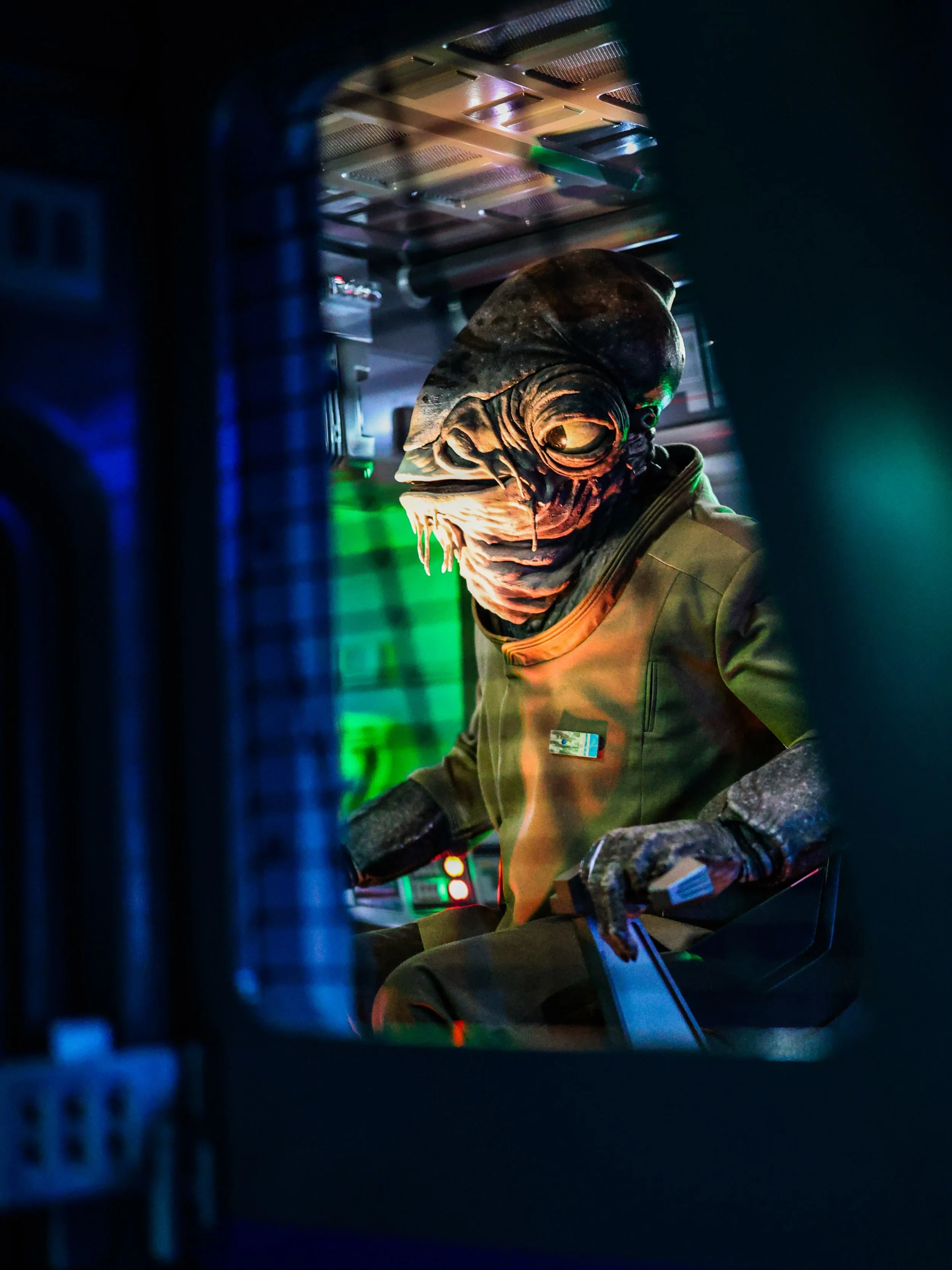 Just another shift in a galaxy far, far away. 👽🚀

#StarWars #GalaxyFarFarAway #StarWarsPhotography #GalaxysEdge #DisneyPhotography ThemeParkPhotography SciFiPhotography CinematicPhotography MoodyGrams Photography PhotoOfTheDay