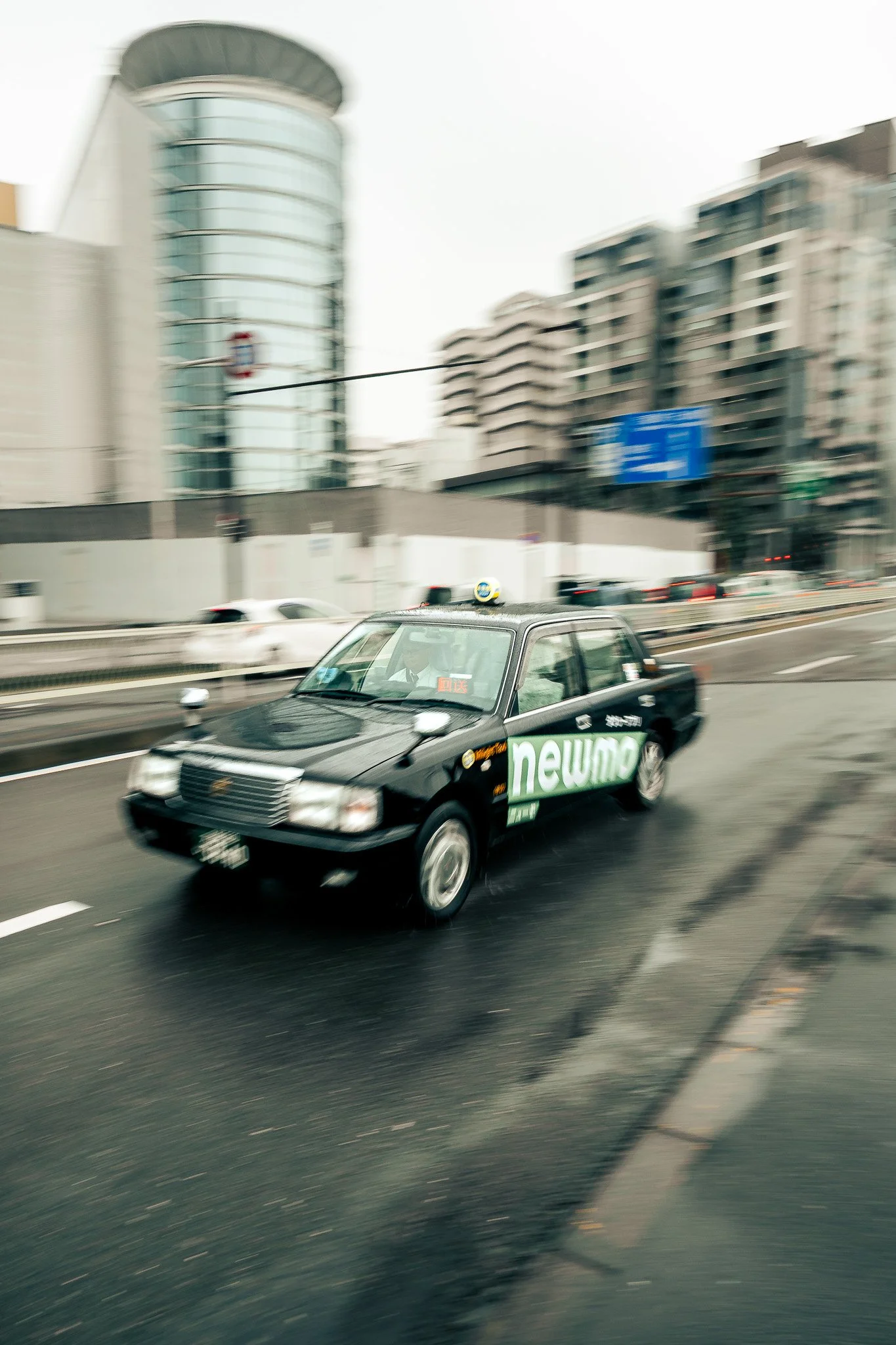 Nipponese Taxi