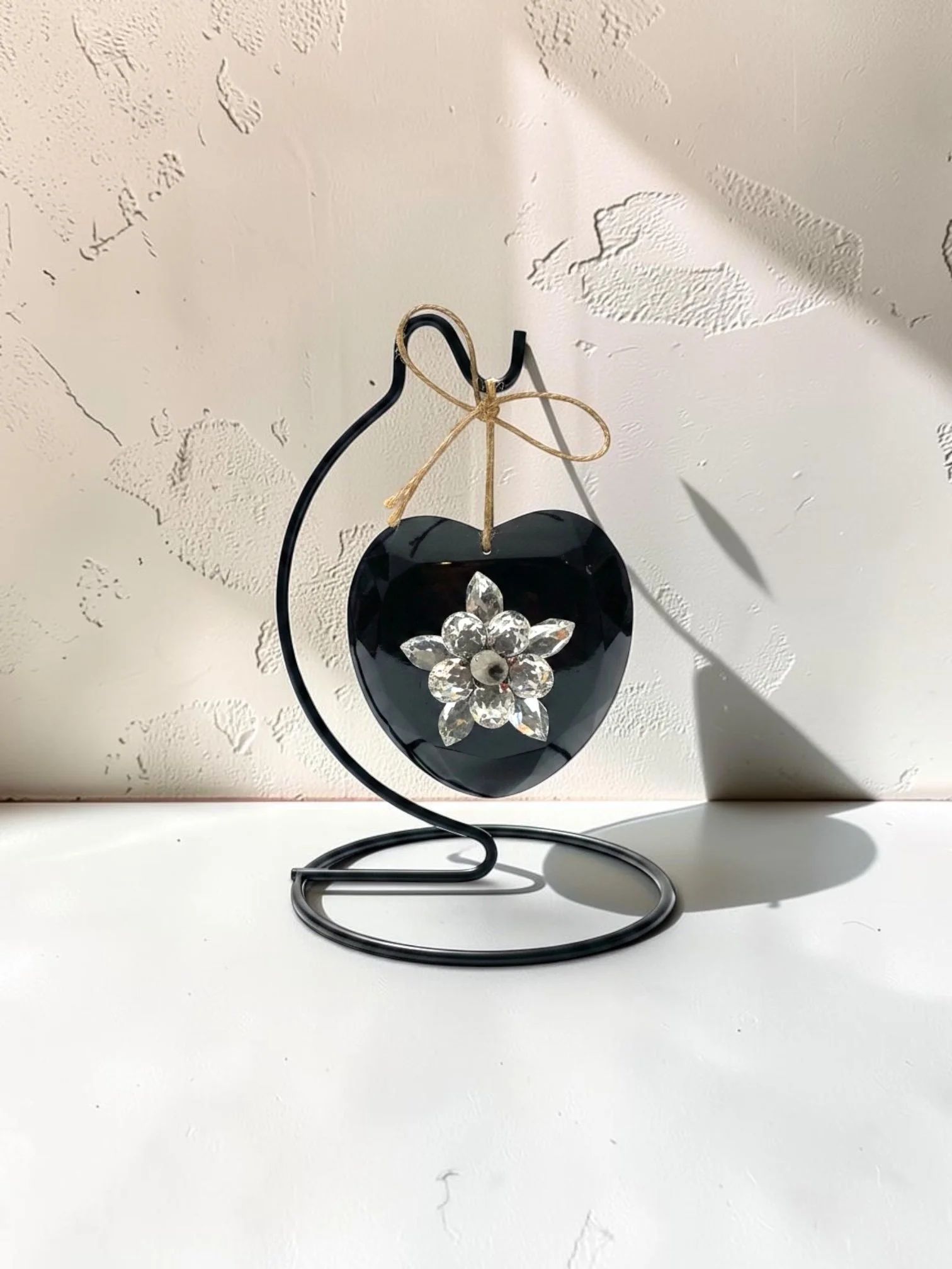 Tranquil Lotus Heart Hanging Decor