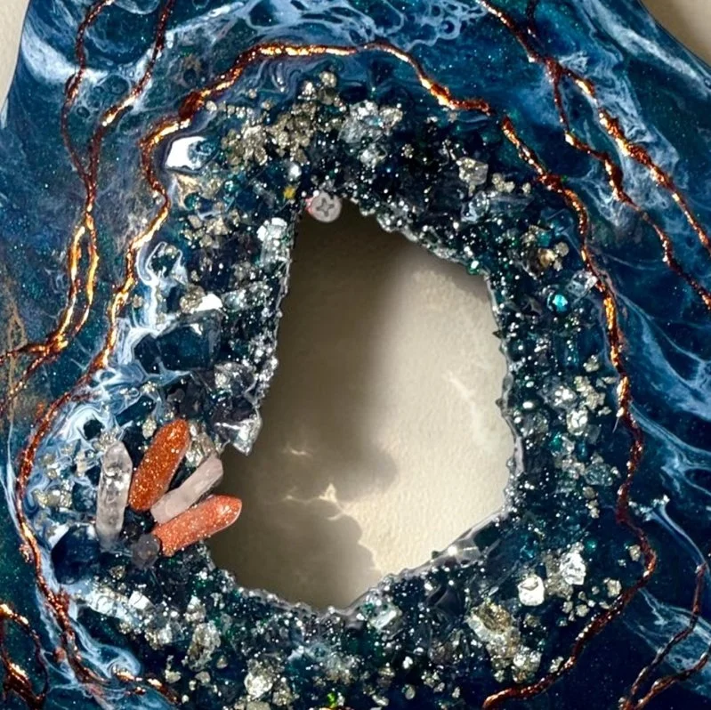 navy_geode_closeup_original.jpg