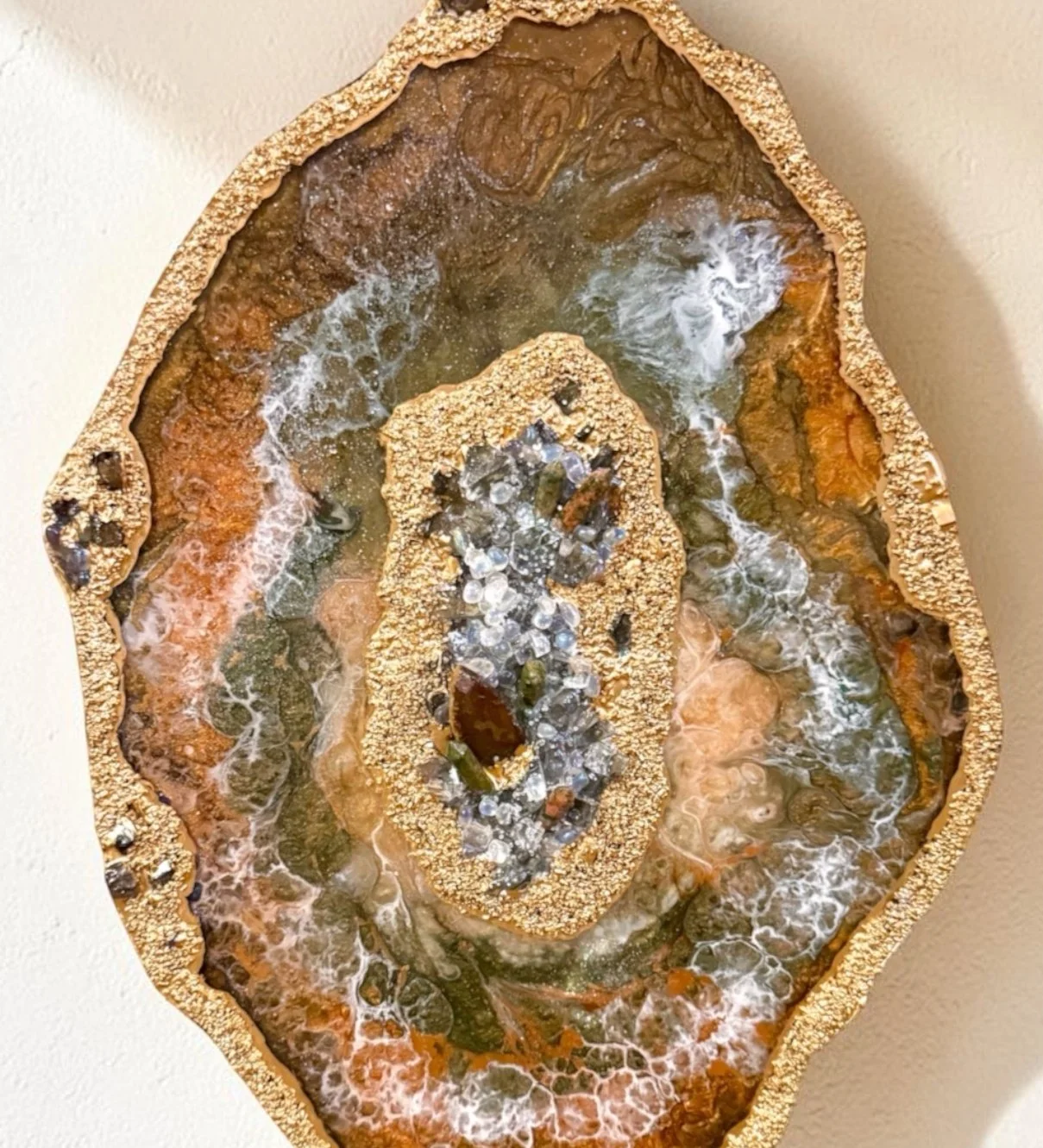 earthy_geode_closeup_original.jpg