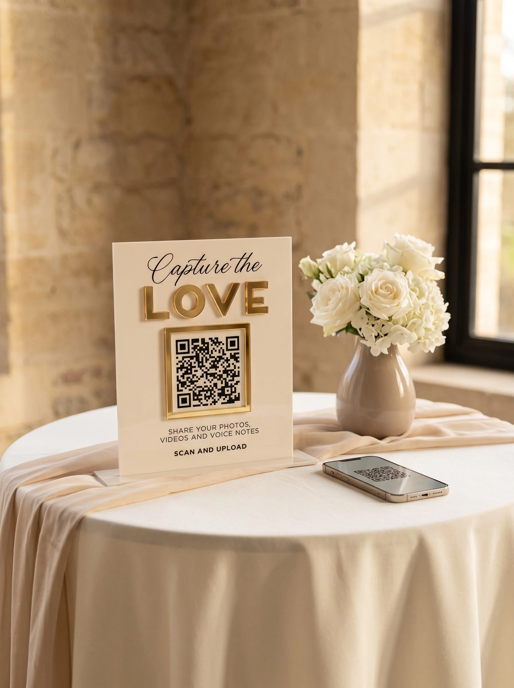 Capture the Love - QR Code Sign