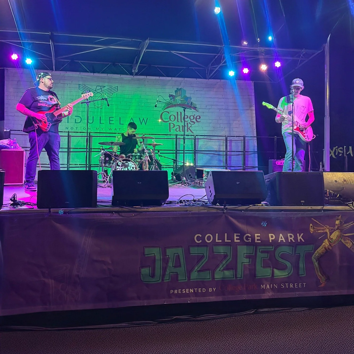 Full color frequency.
College Park JazzFest.