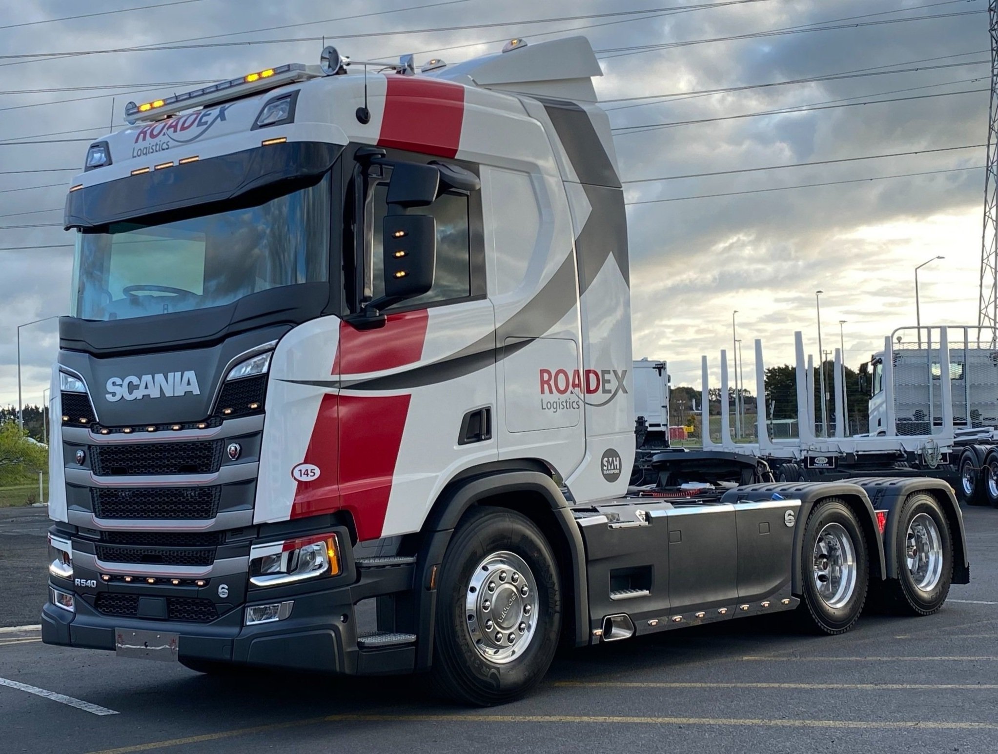 Roadex_Truck.jpg
