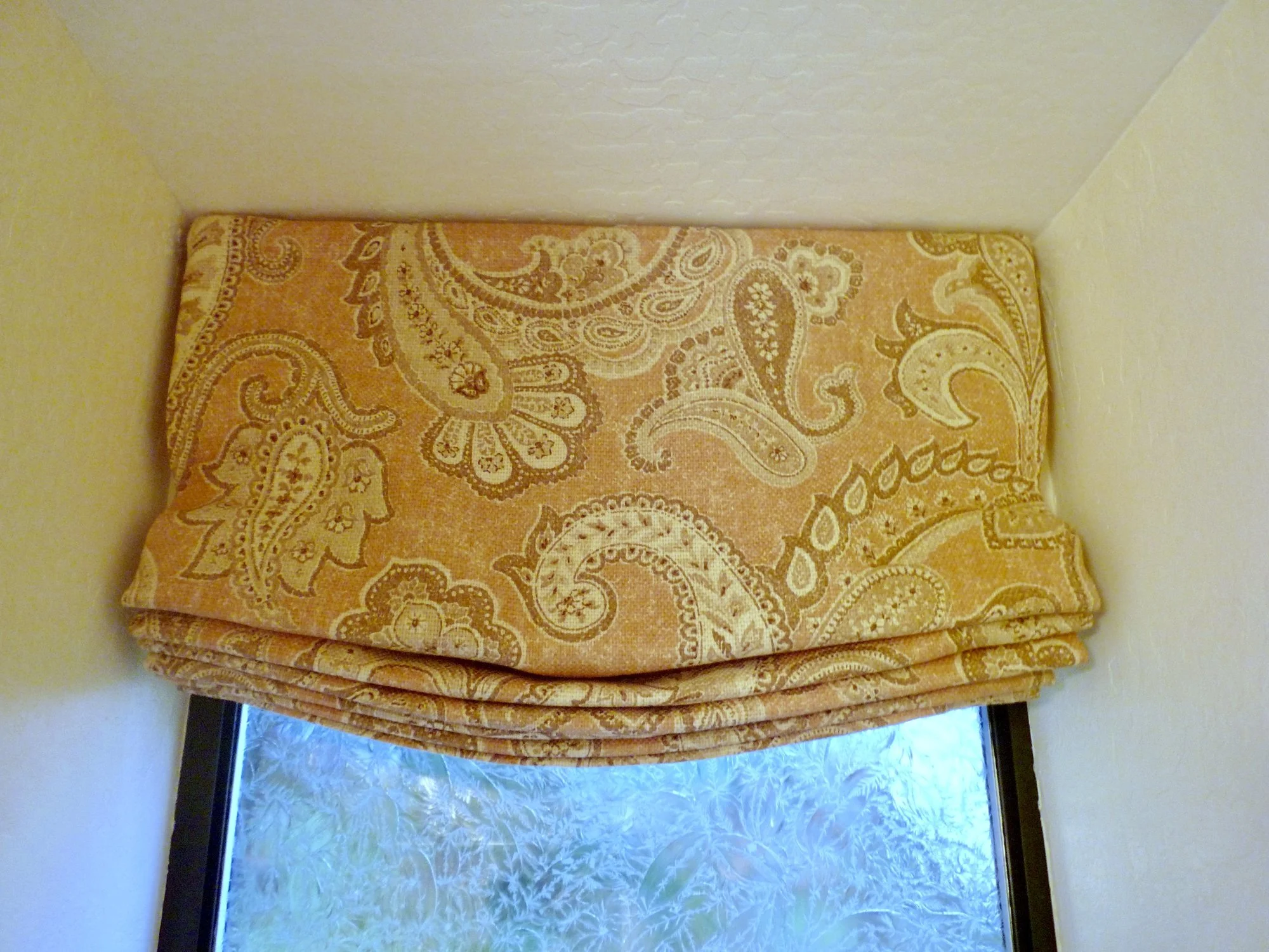 Cozy relaxed faux shade