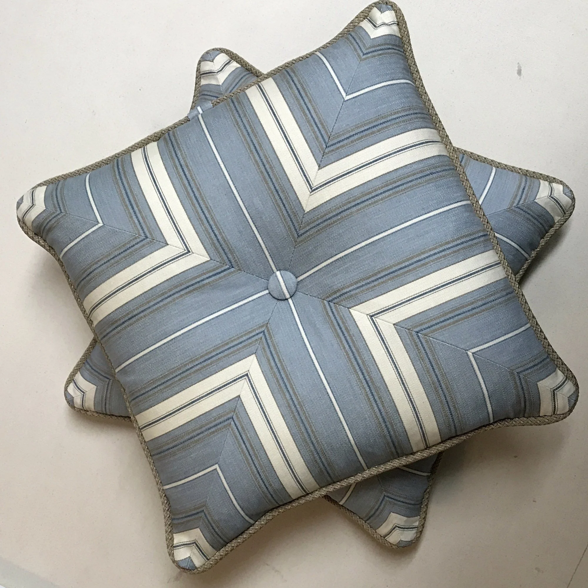 Concentric square pillow with covered button • Design: Jayne Bunce Interiors