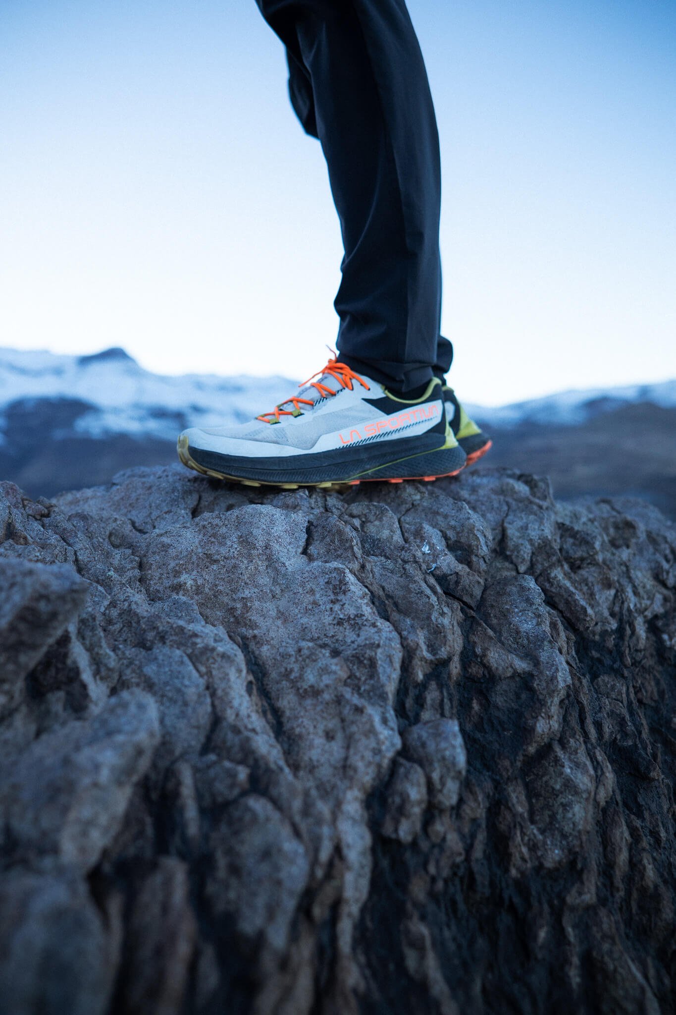 CarmenWetzel-ChrisMadrid-SeatoSummit-LaSportiva-OutdoorBrandStorytellingPhotography-12.jpg
