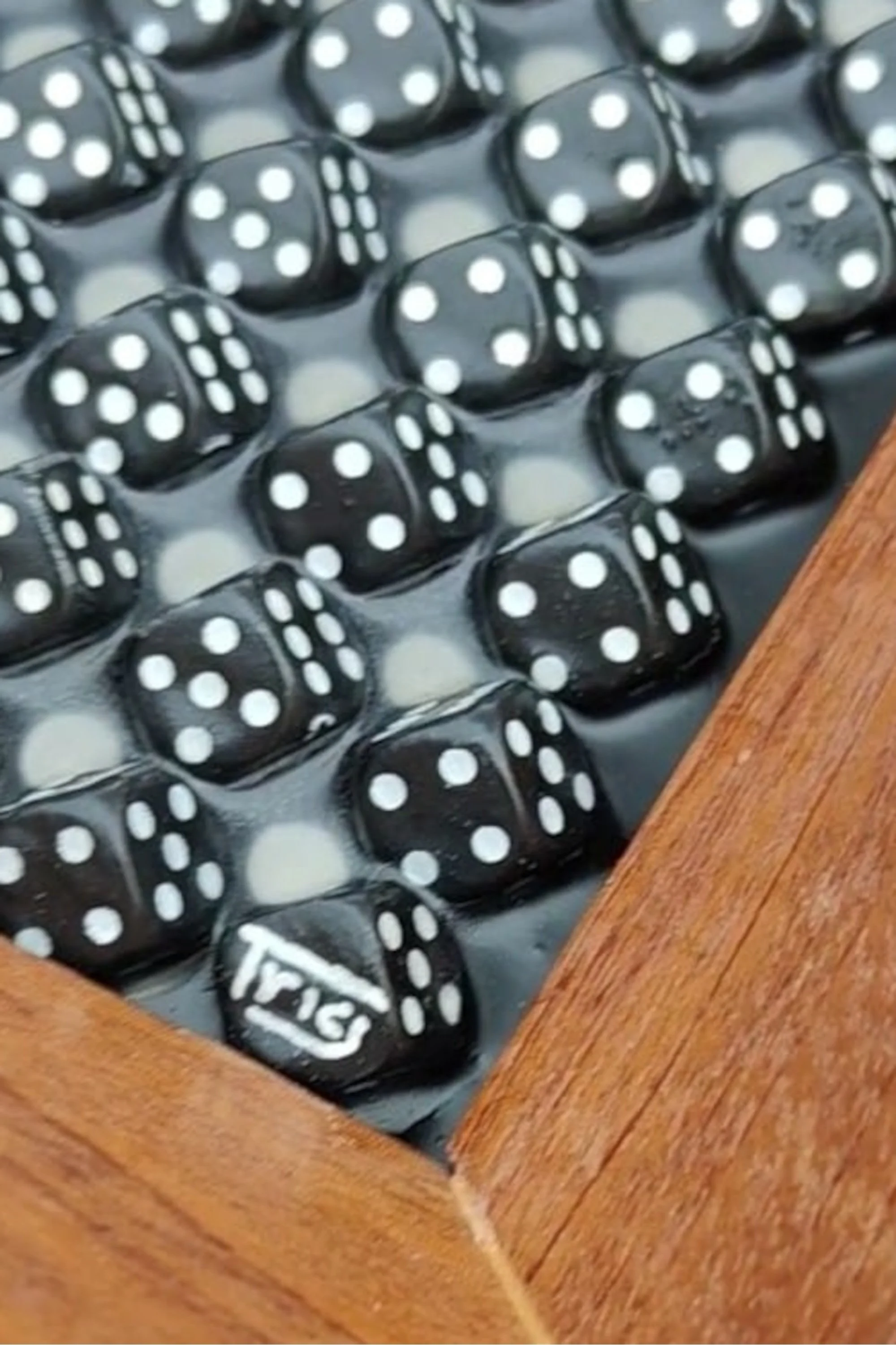 4 Close Up 3NM 23 .jpg