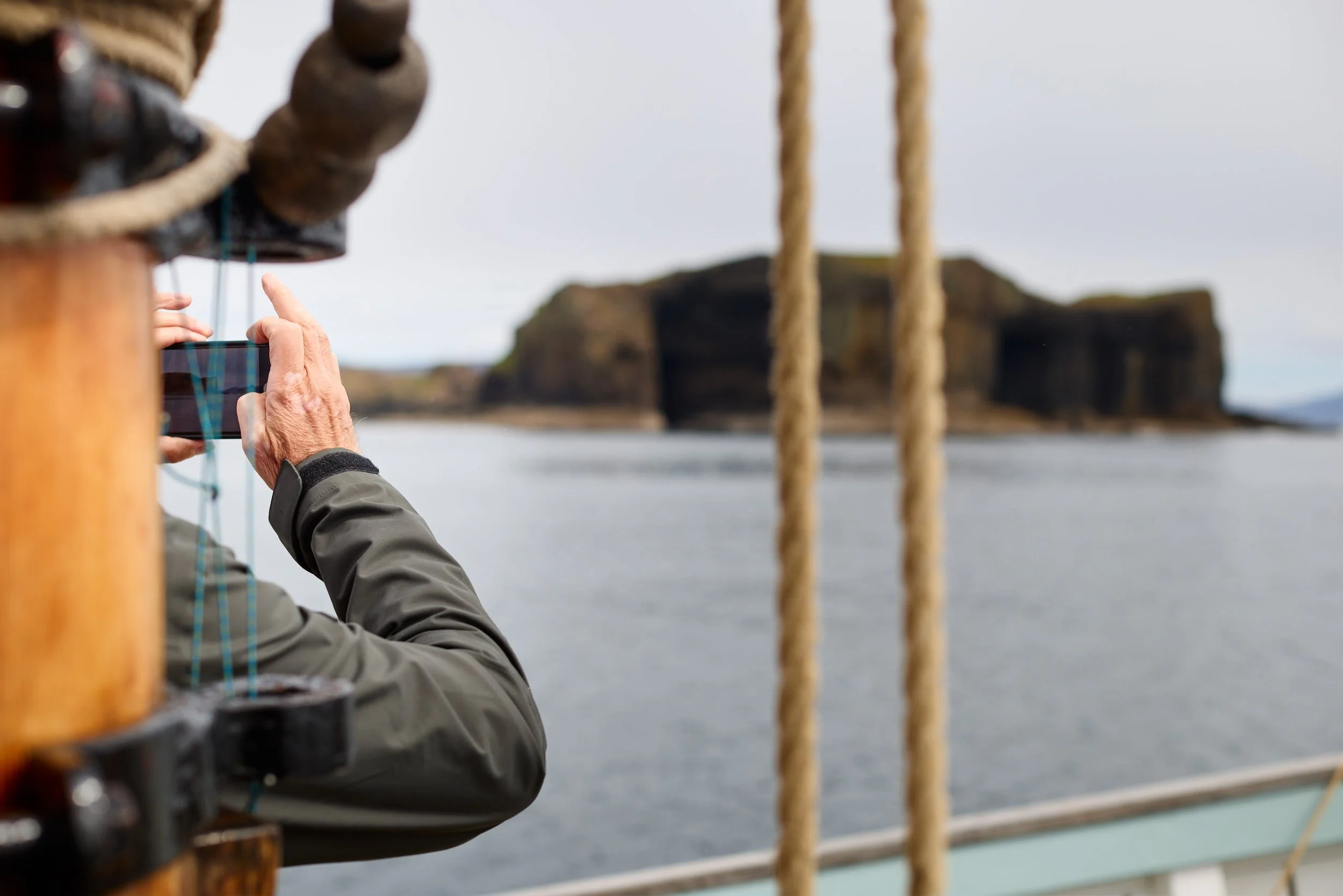 Birdwatching at Fingal's cave