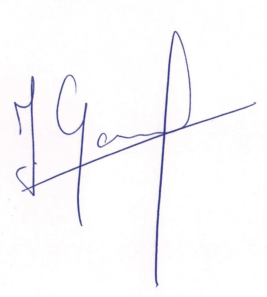 Firma manuscrita de Jerome fundador de AKILI Club, un elemento gráfico personal y distintivo que transmite autenticidad, identidad y carácter creativo.