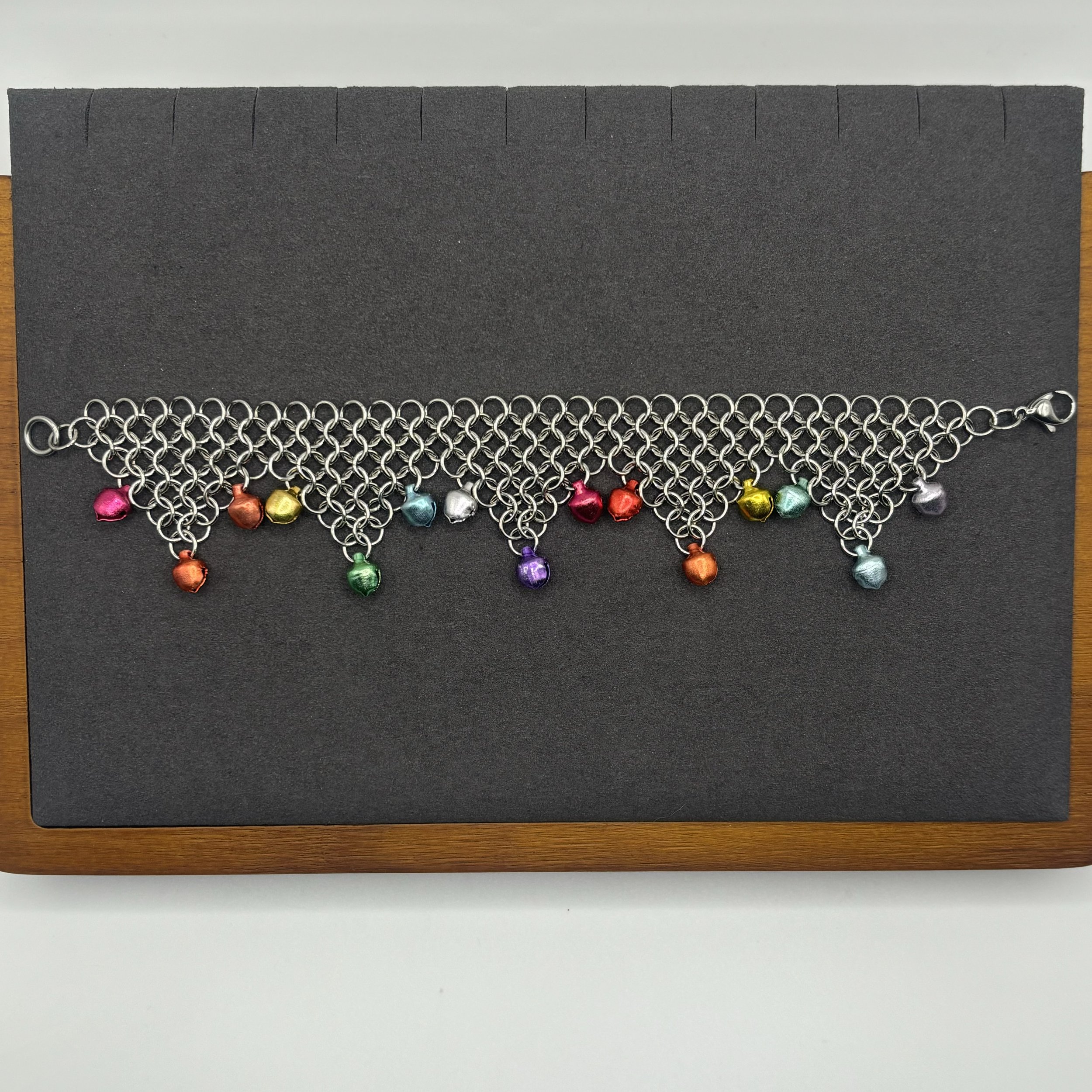 European 4-in-1 jester bracelet with jingle bells 