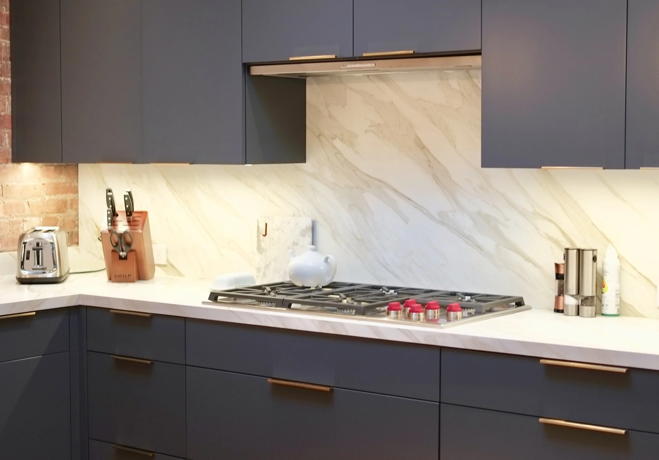 49-kitchen-range-grey-cabinets-nyc.jpg
