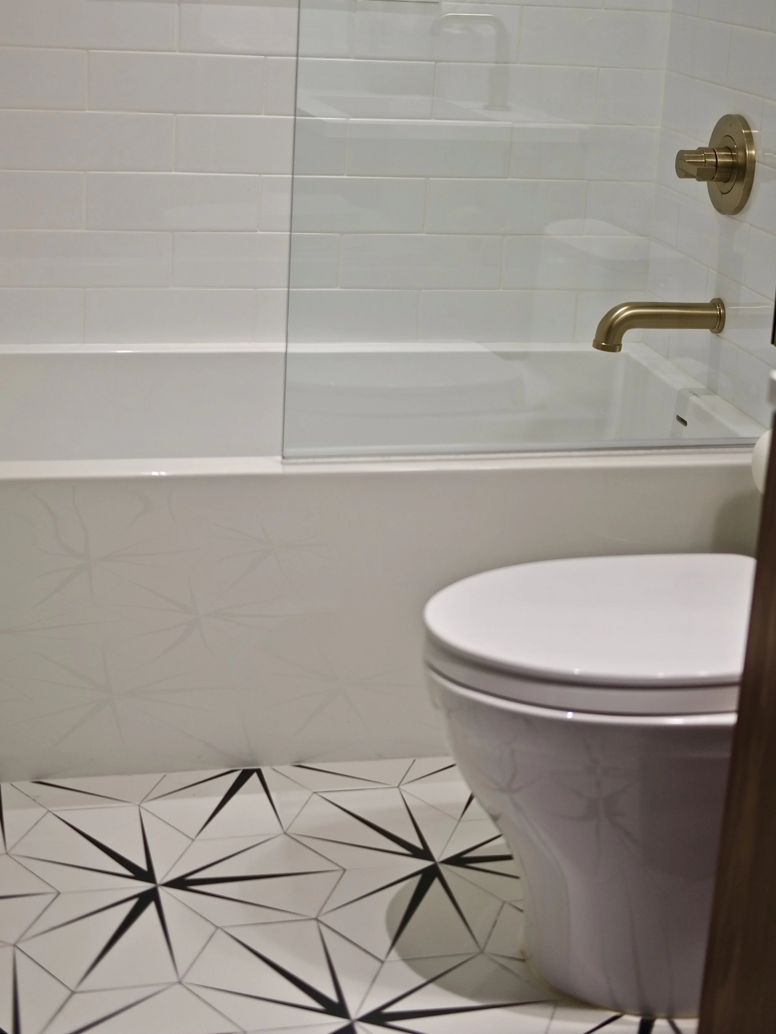 52-bathroom-star-tile-floor-nyc.jpg