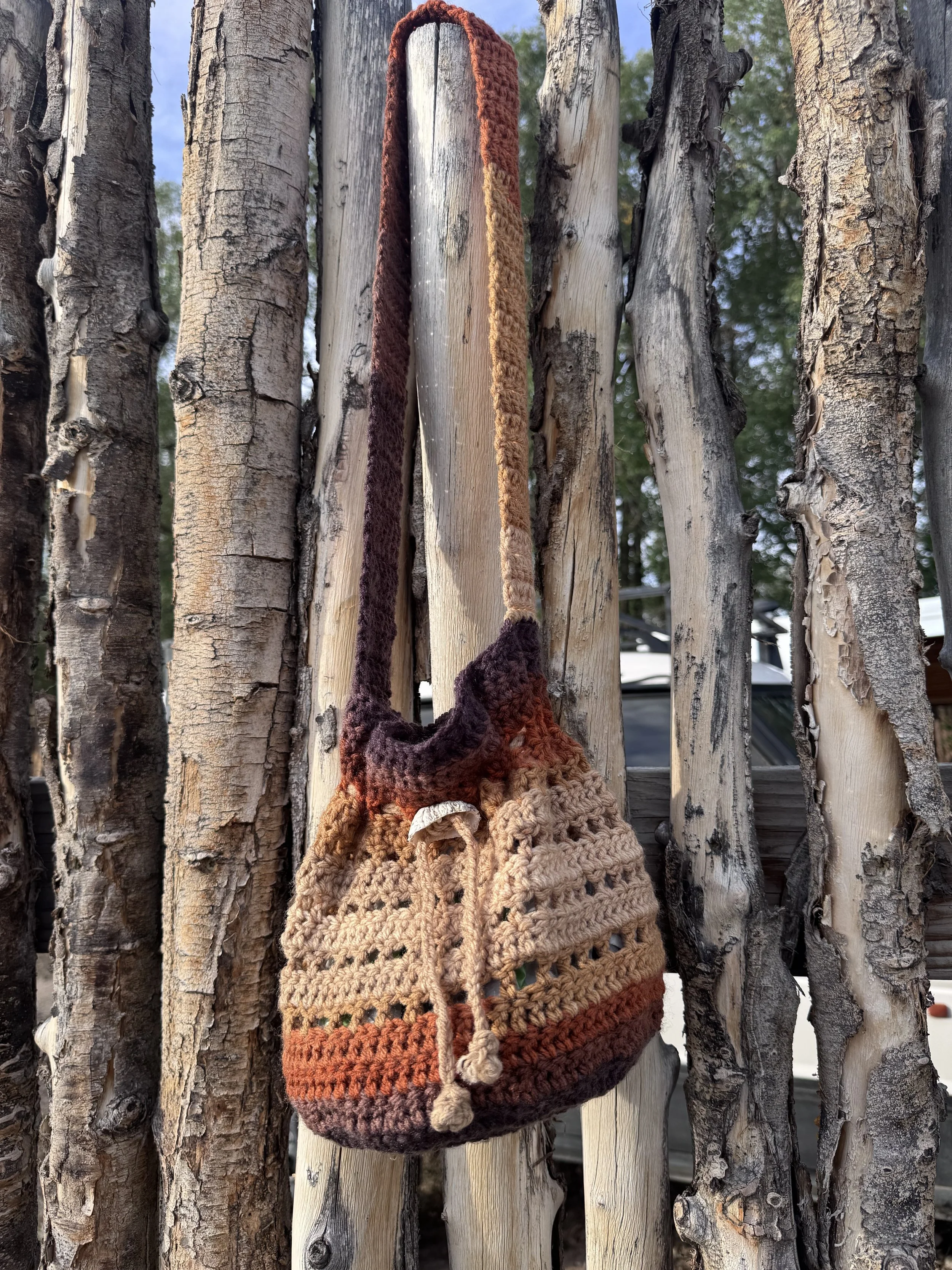 Crochet Purse with Seashell clasp - $45