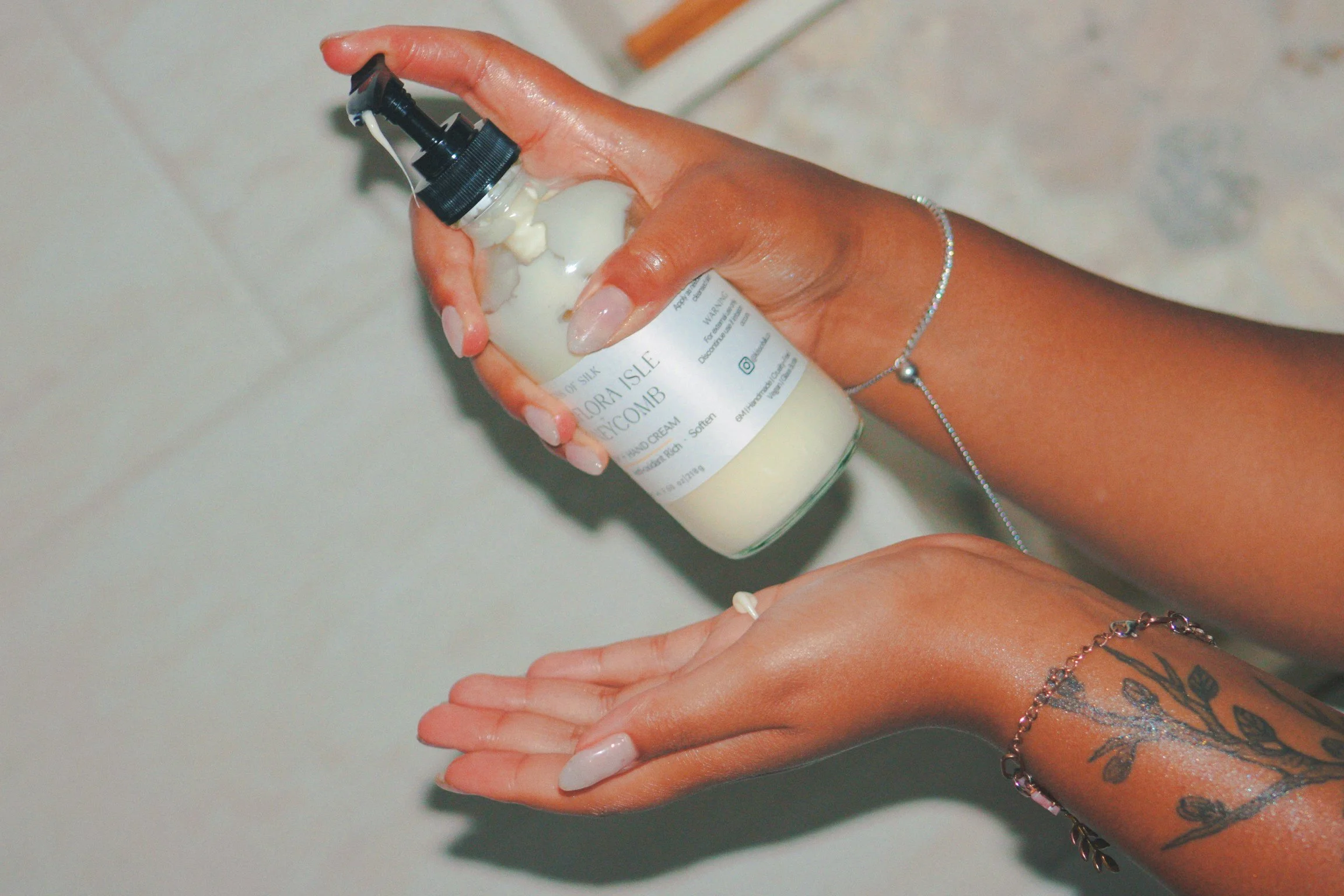 Passiflora Isle + Honeycomb Body + Hand Cream
