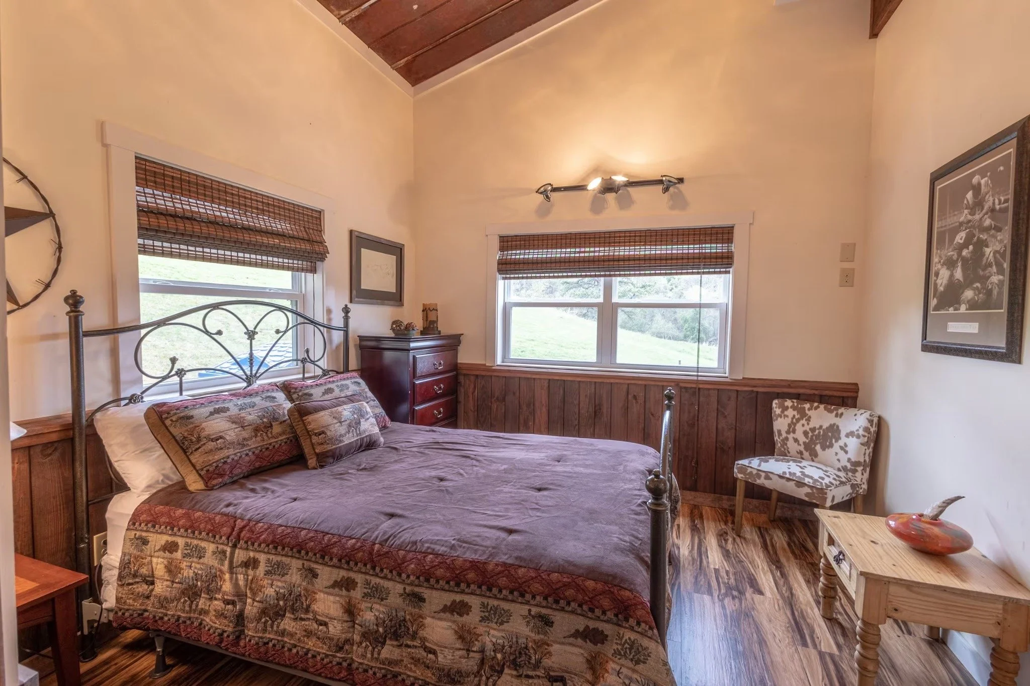 02_stable_bedroom.jpeg