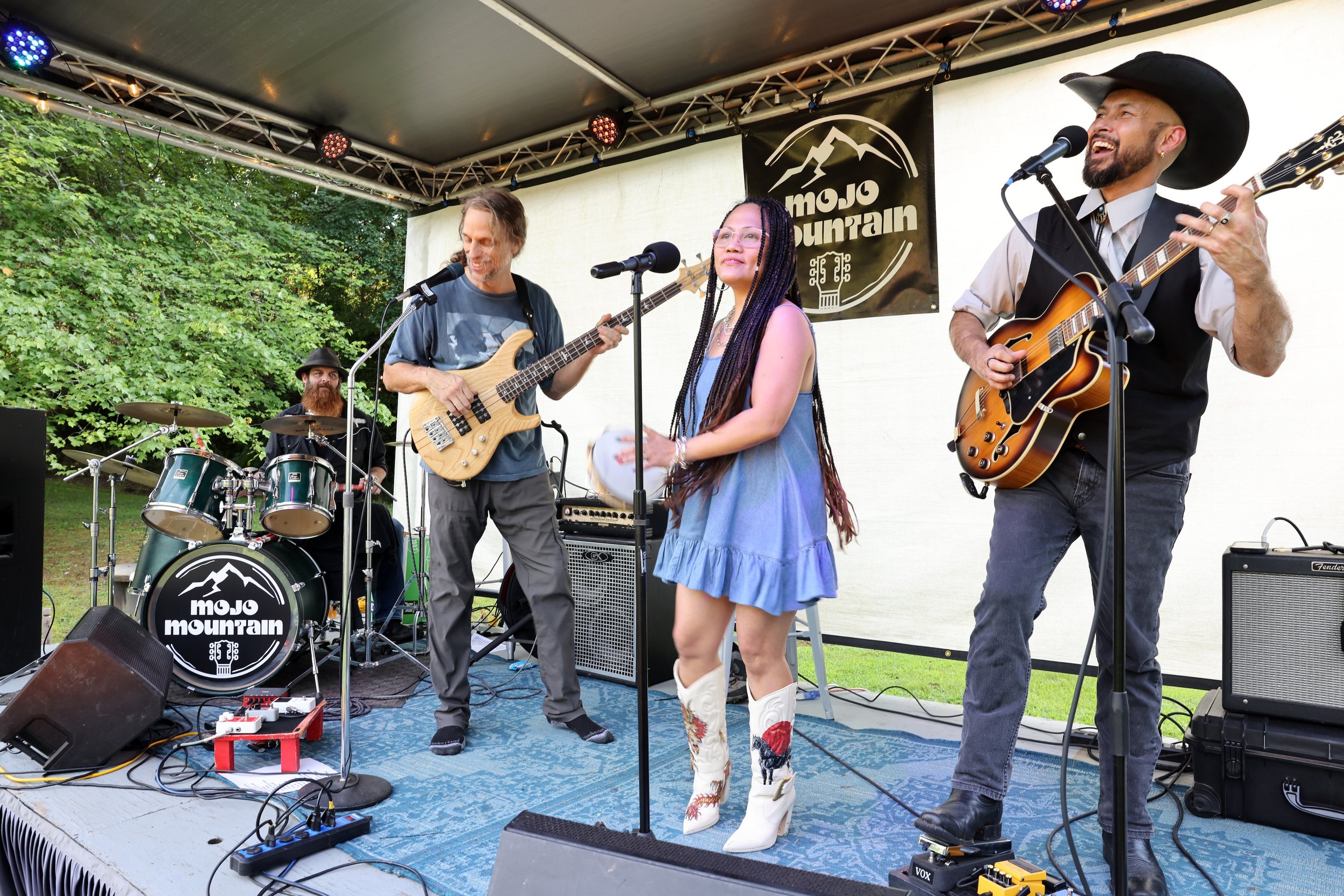 Live music on the Main Stage at Twin Willows in Mars Hill, North Carolina.