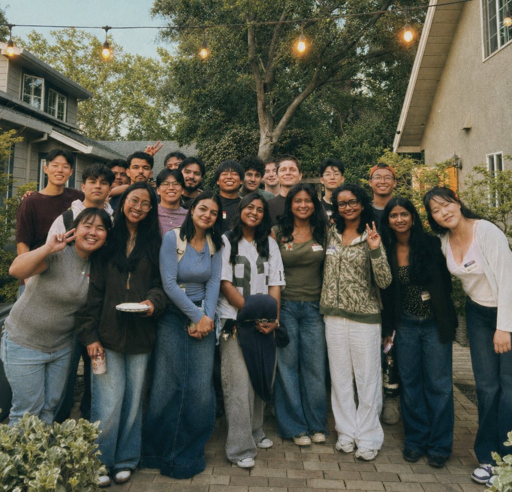 Group-photo-ucdavis-students.jpg
