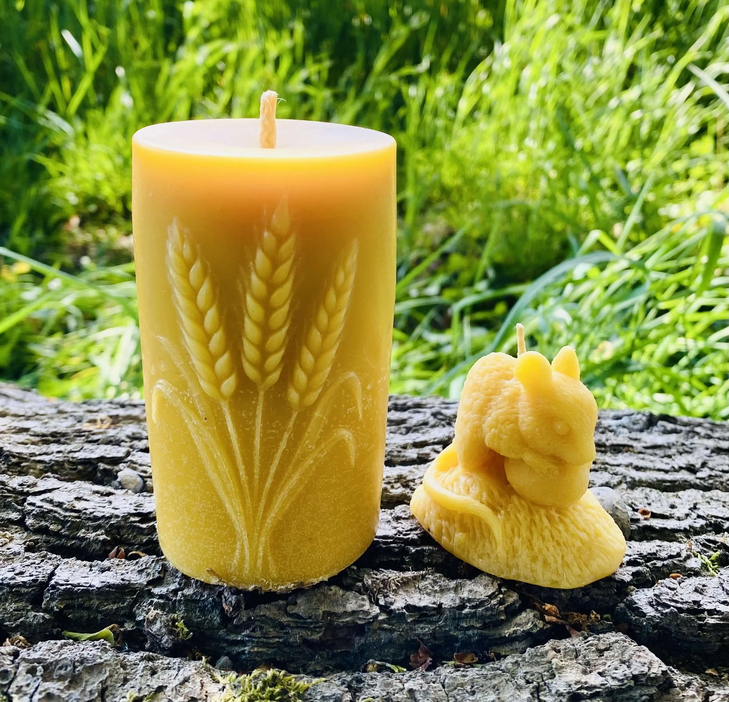 Pure Beeswax Wheat Pillar Candle with Mouse Candle | Handmade UK Beekeeper *