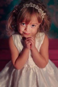 Angelic-Girl-200x300.jpg