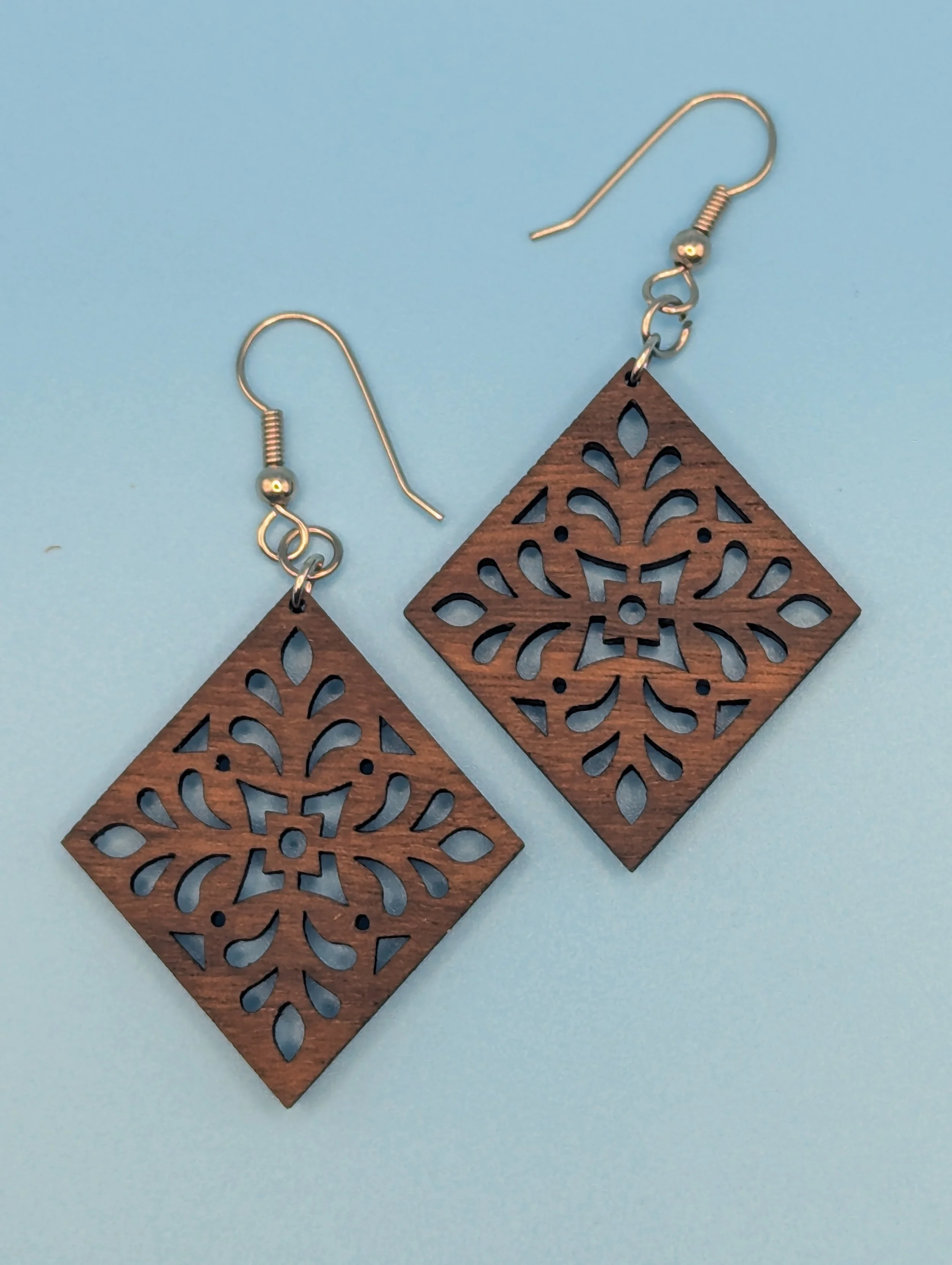 Diamond 1 - Walnut.jpg
