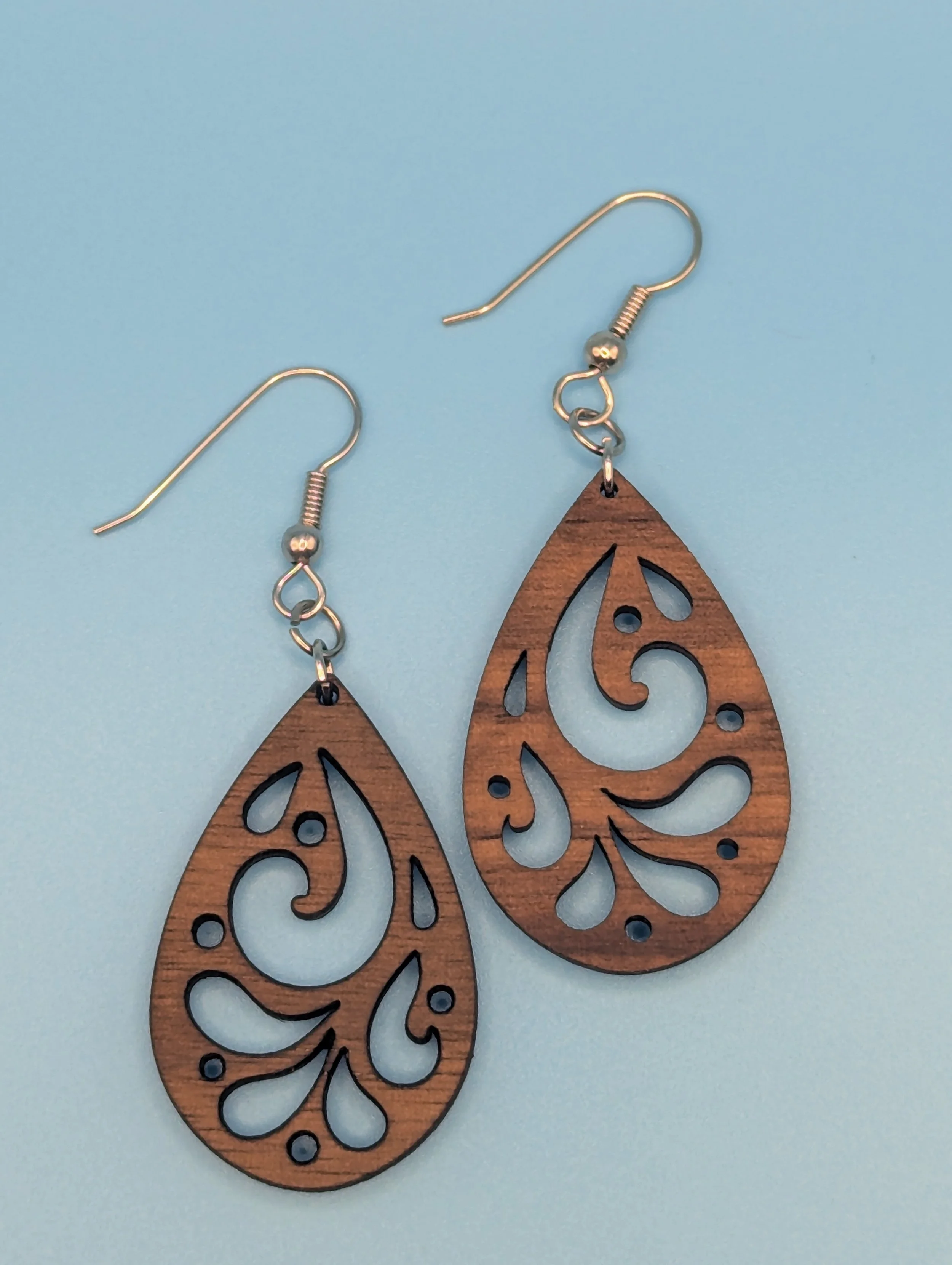 Teardrop 5 - Walnut.jpg
