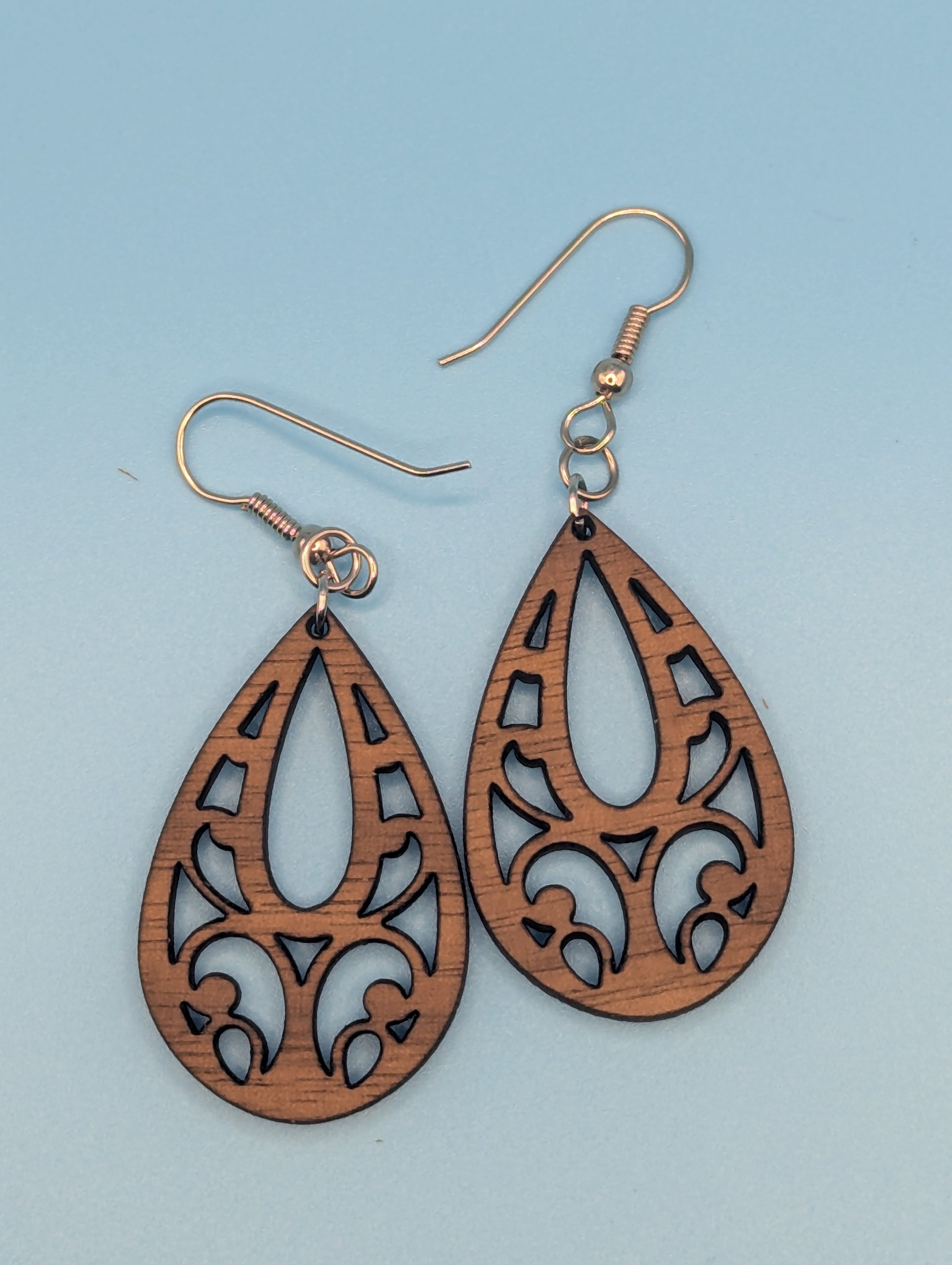 Teardrop 2 - Walnut.jpg