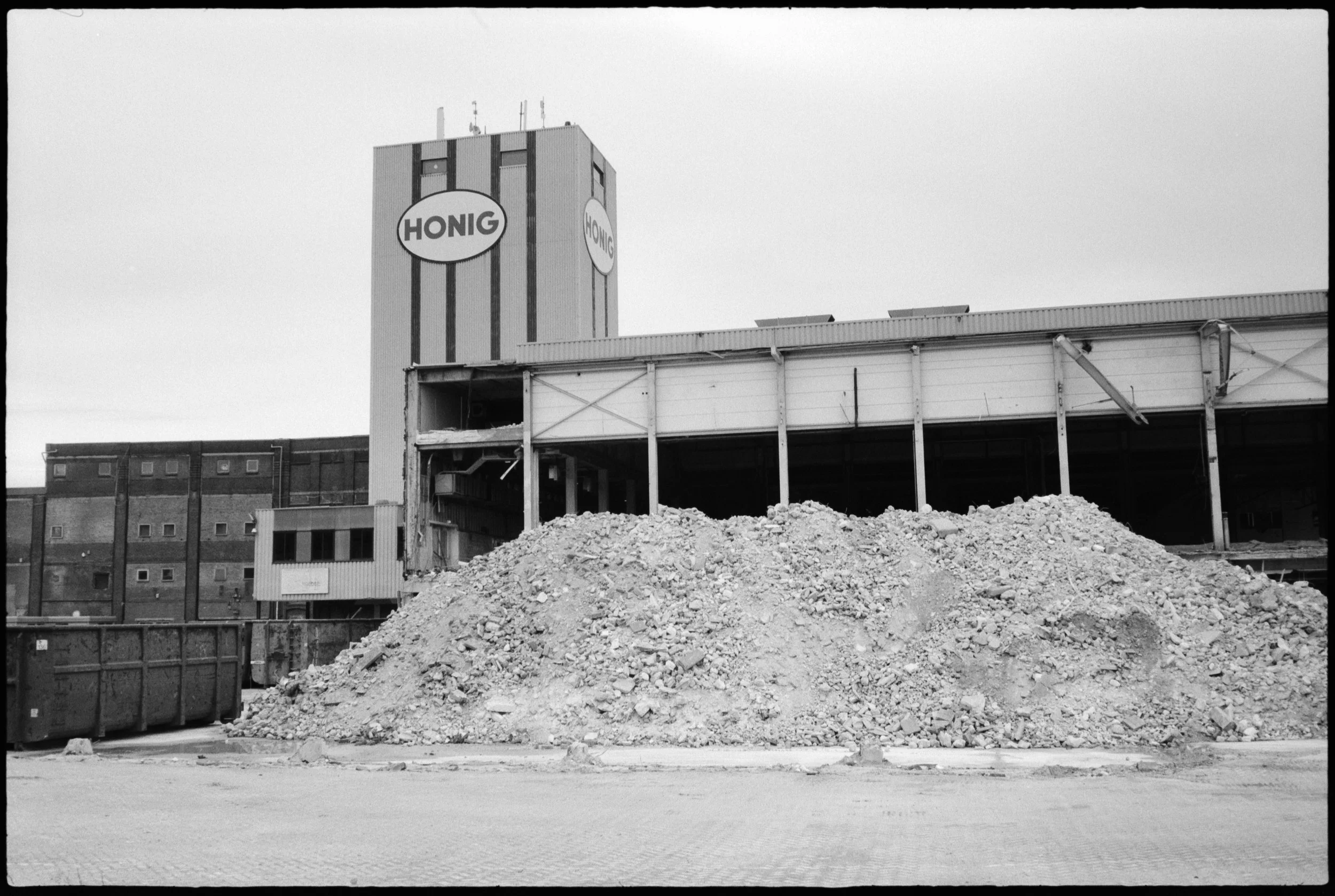 Canon 7-5890.jpg