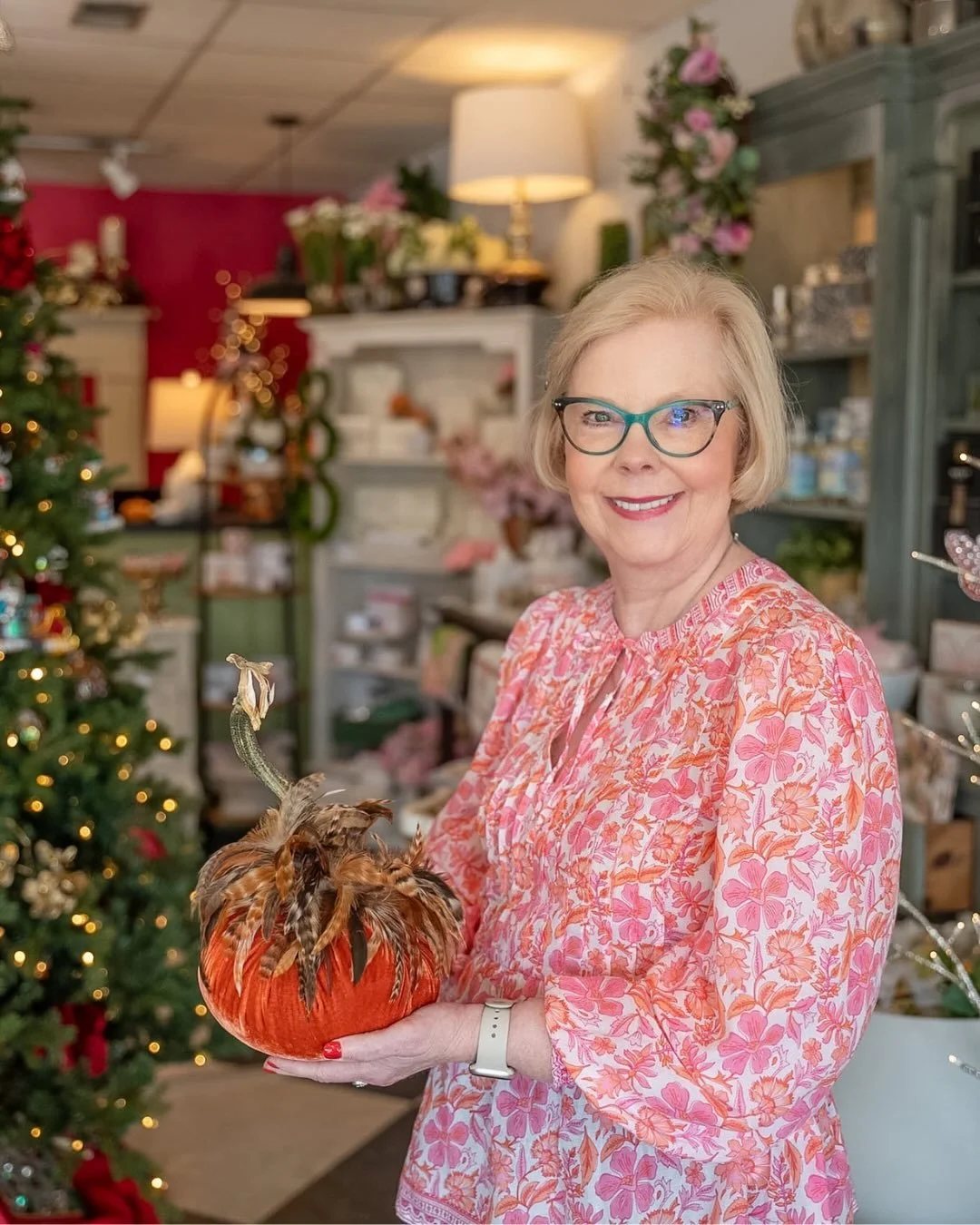 Sharon&rsquo;s favorite Topiaries find? The Hot Skwash pumpkin. 🎃

A little bit unexpected, a whole lot of personality, and one of those pieces that makes you smile every time you see it.

Clearly, Sharon has good taste. 😉

#757 #757shop #757shoplo