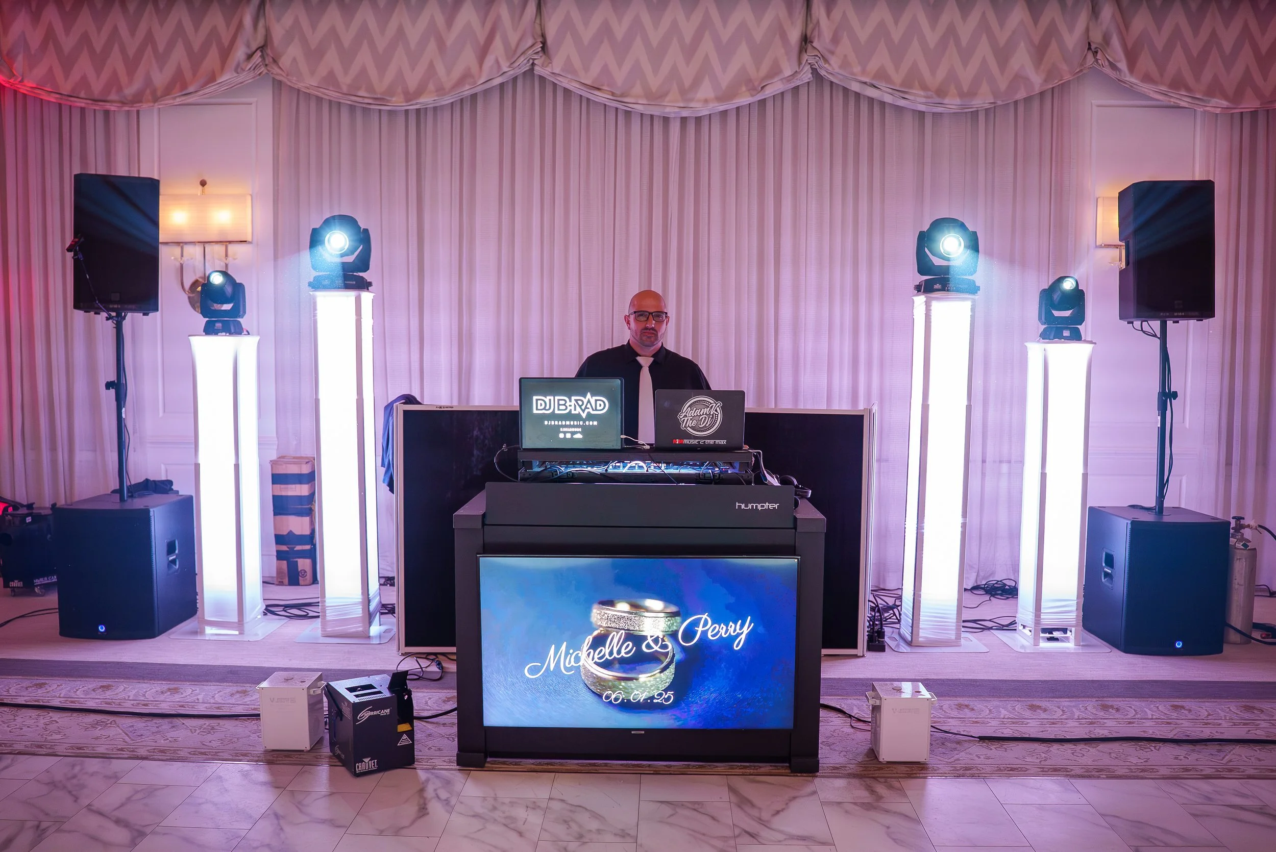 Evented Sound booth, speakers and uplighting set for an event