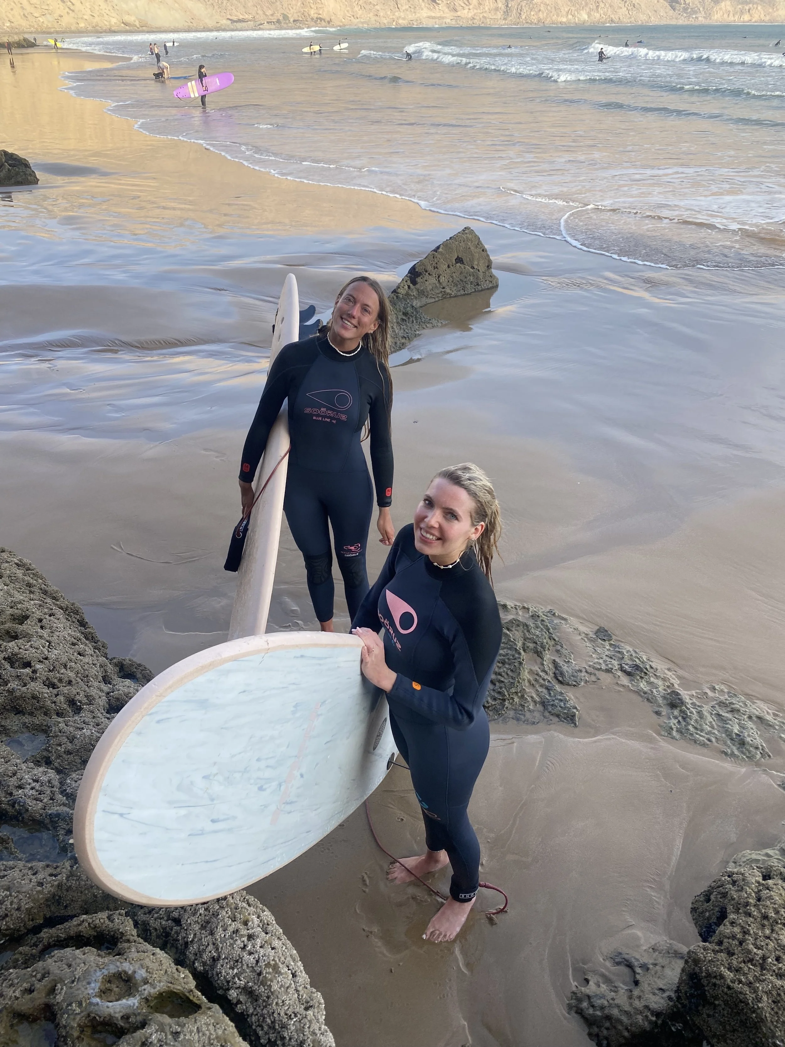 surf-group-lesson-4.jpg