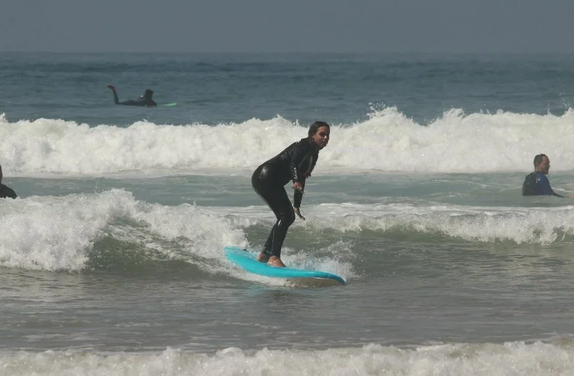 surf-lesson-waves-girl.jpg