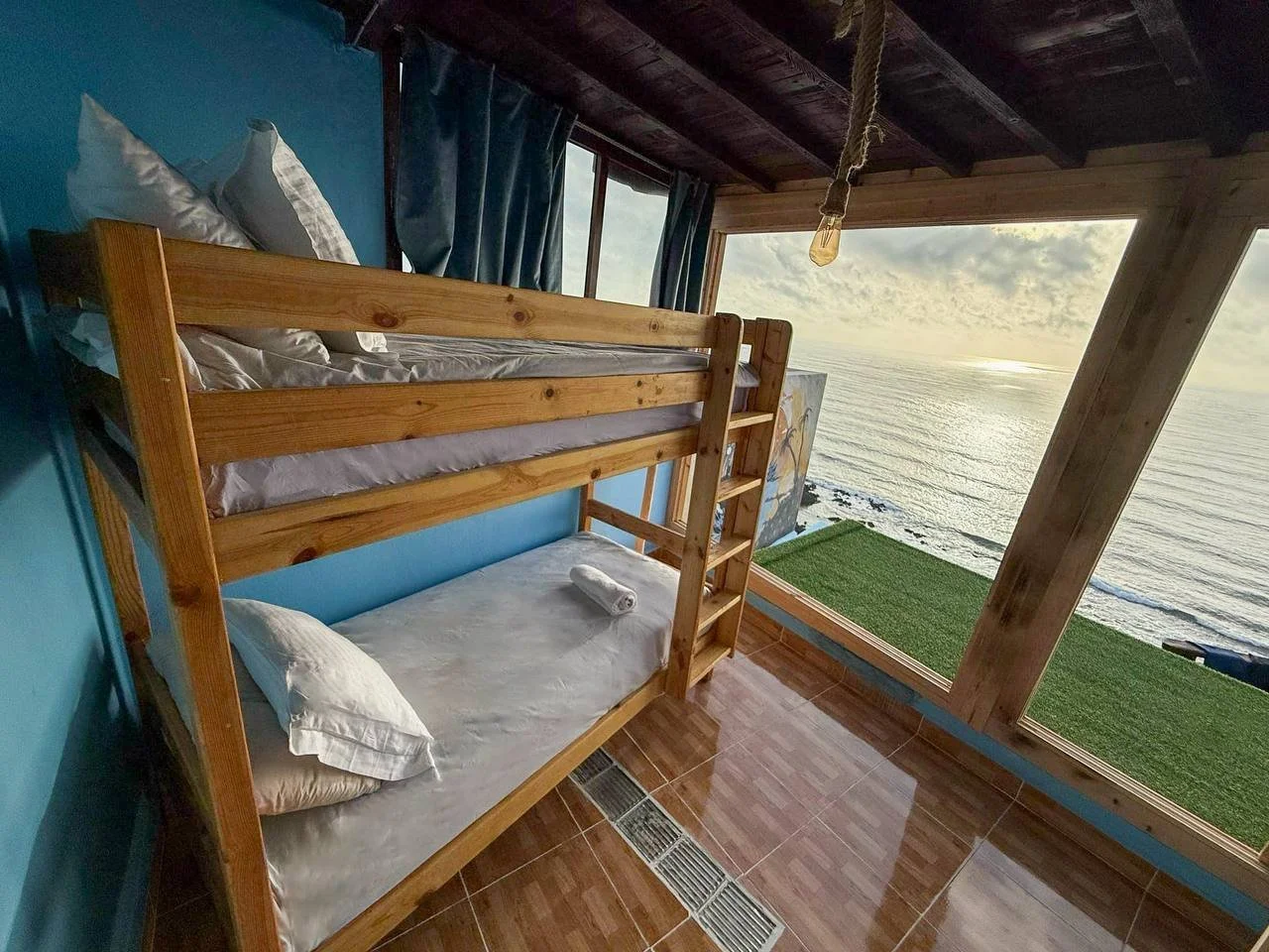 apt5-bunkroom.jpg