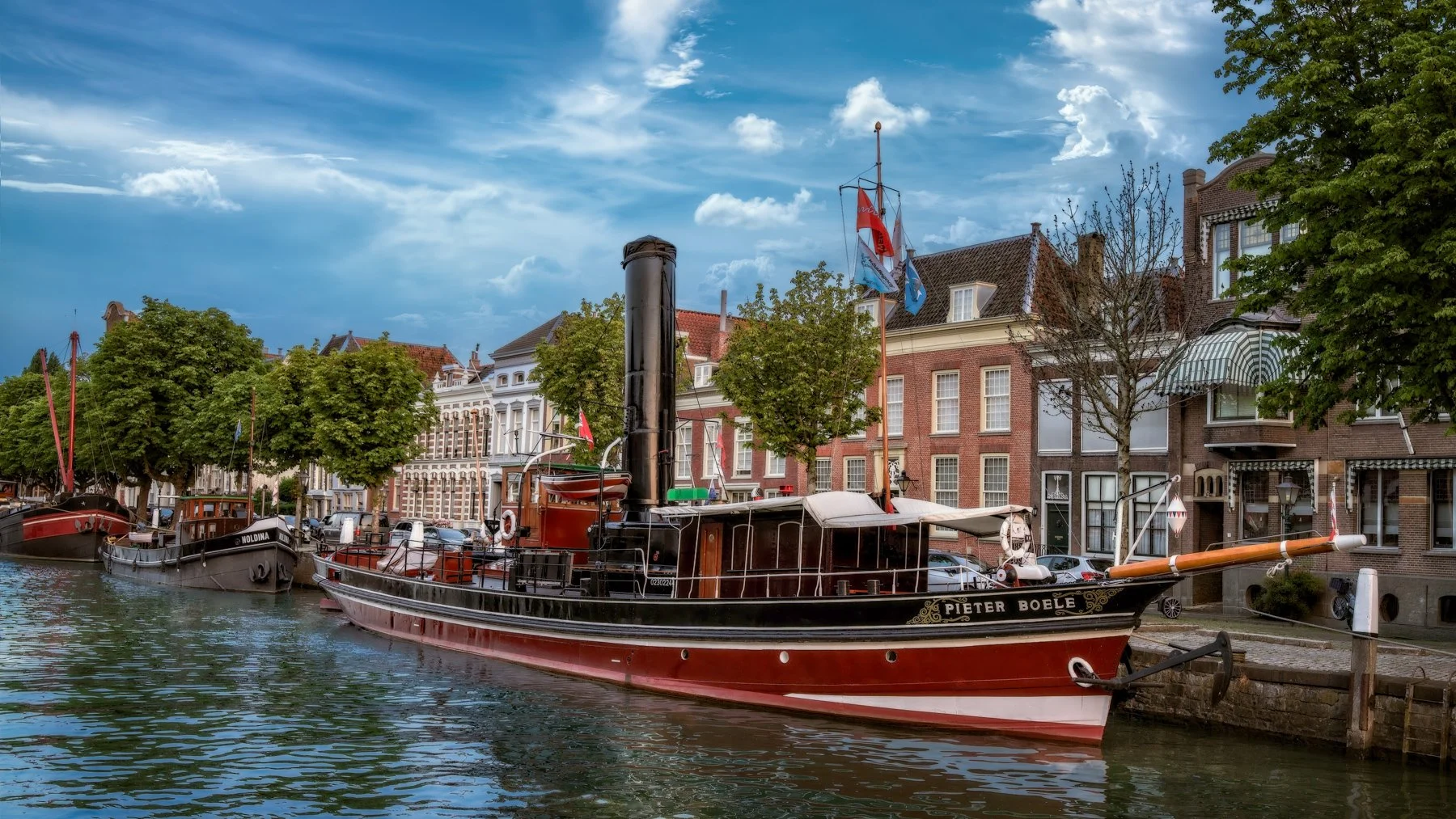 Wolwevershaven Pieter Boele Boat-Pieter Boele-.jpg