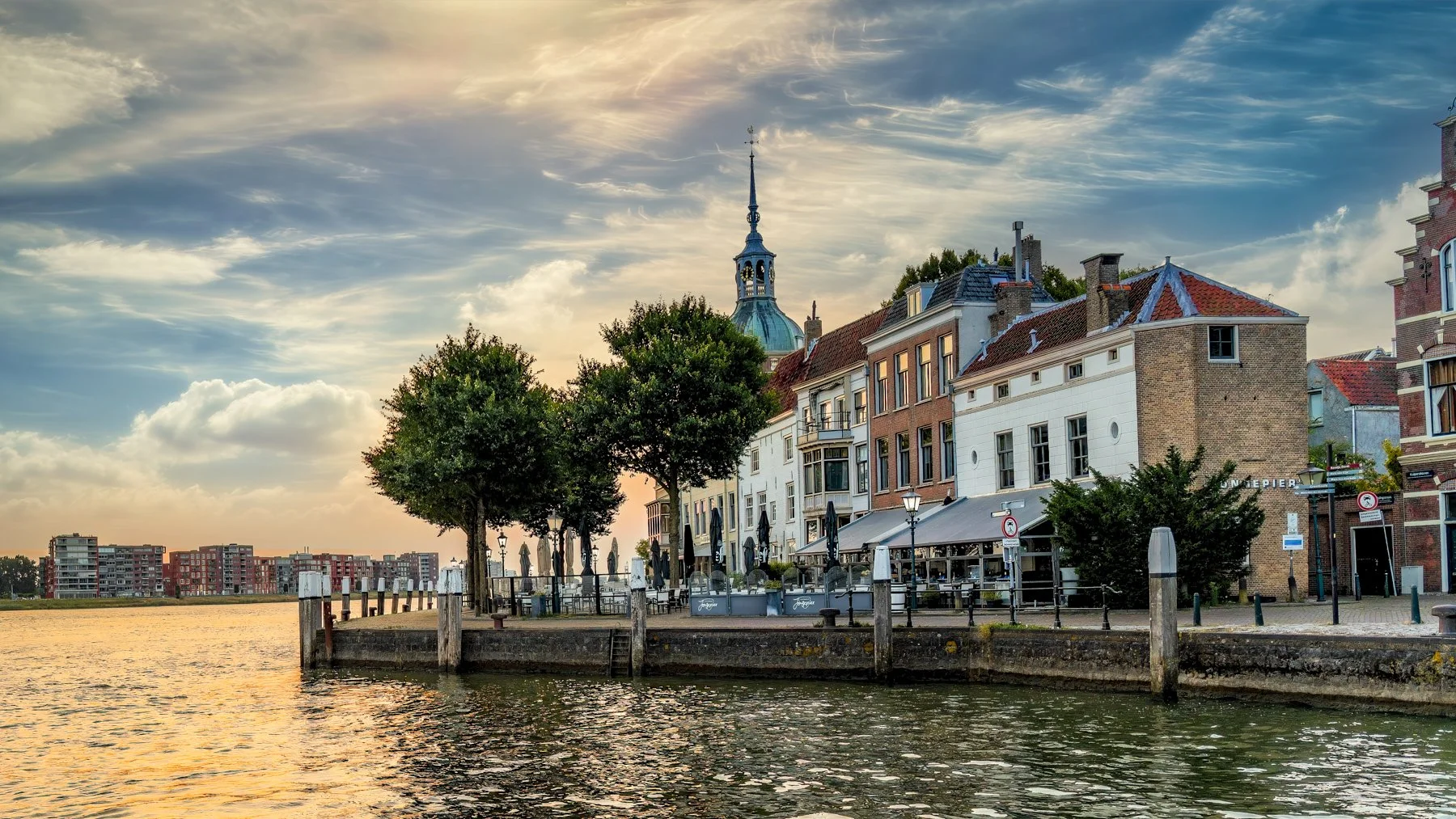 Dordtrecht Groothoofd Waterfront.jpg