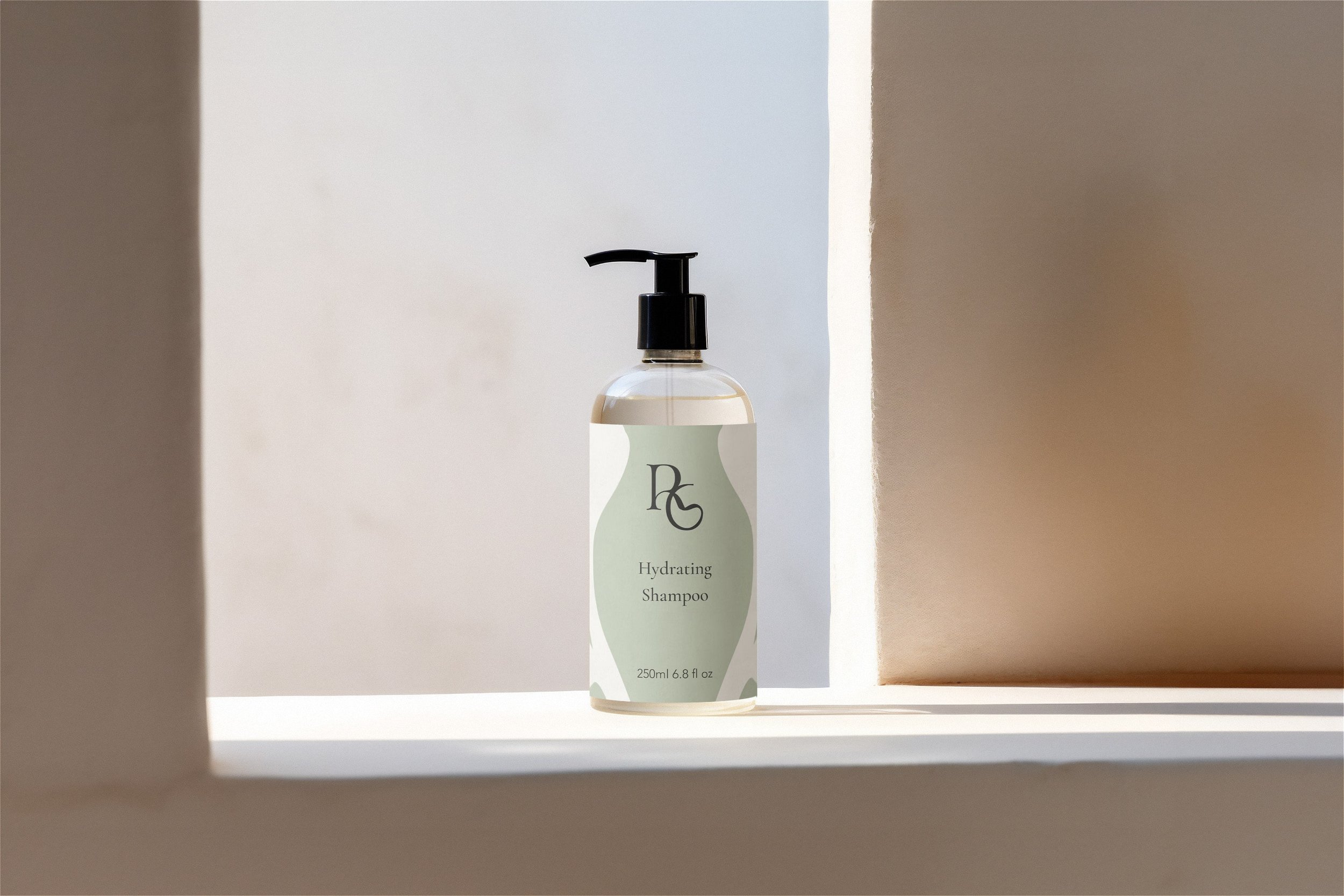 Pump bottle of hydrating shampoo
