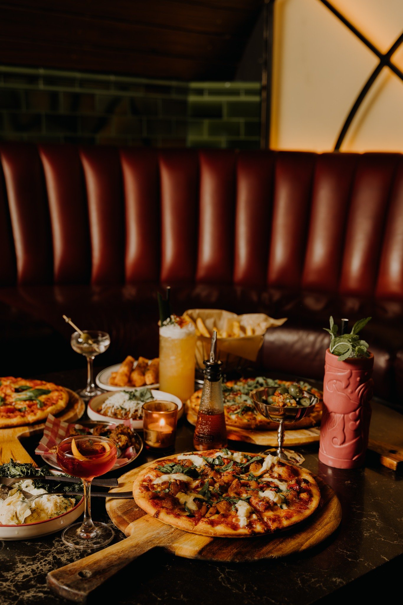 Food made for sharing. Drinks made for staying. 

7 days a week, Always till late.