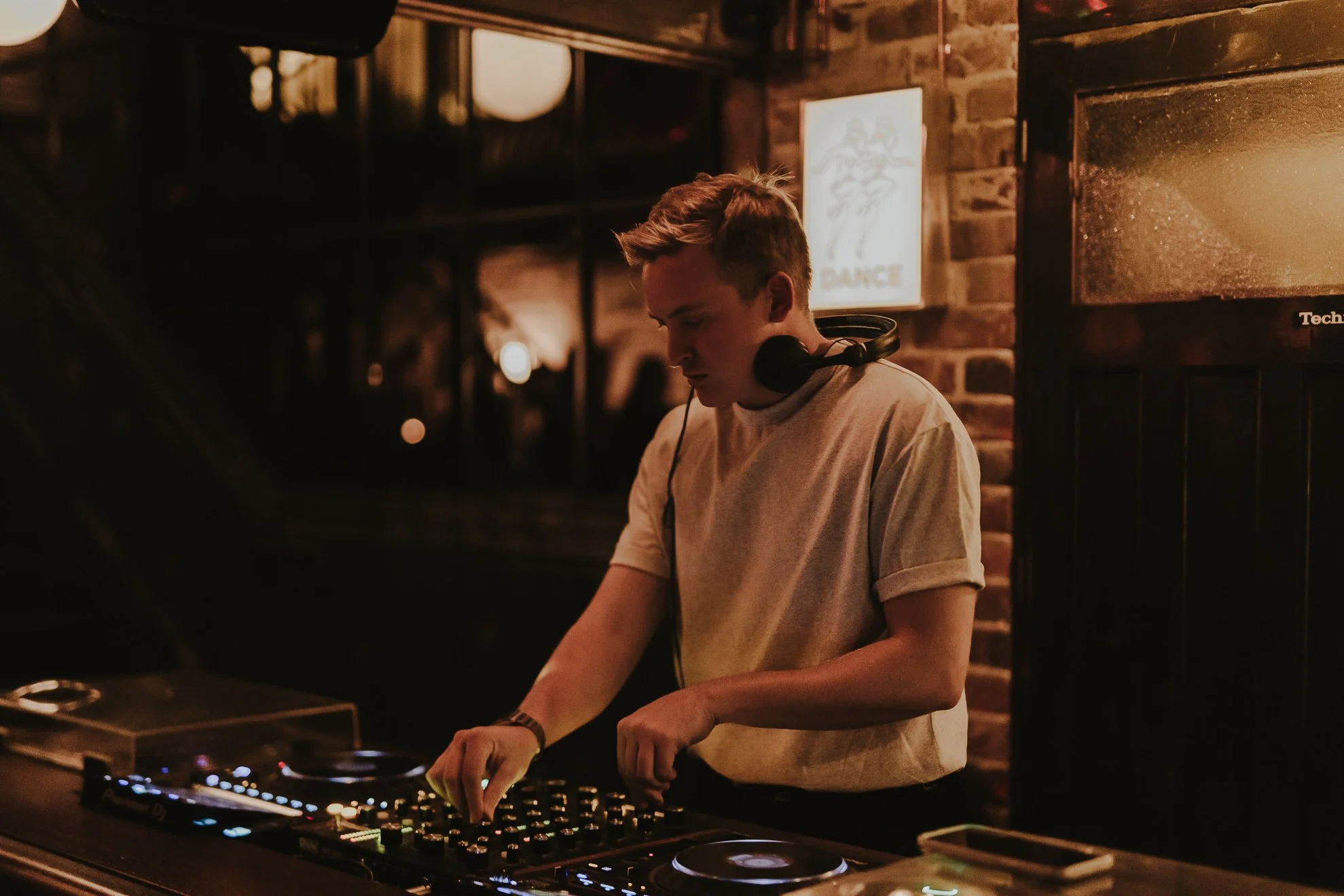 Friday Night DJs