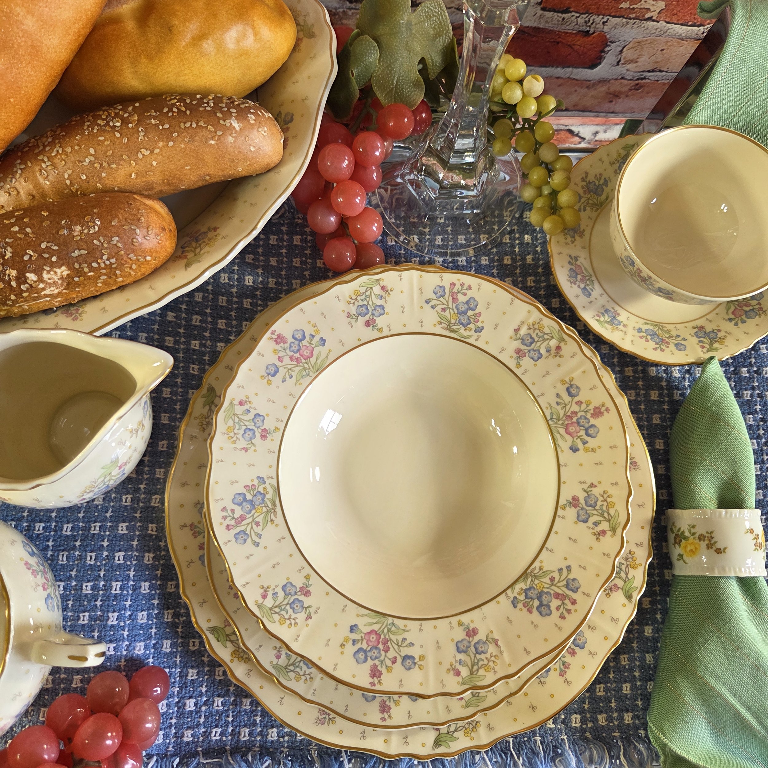 vintage Forget me not dinnerware set
