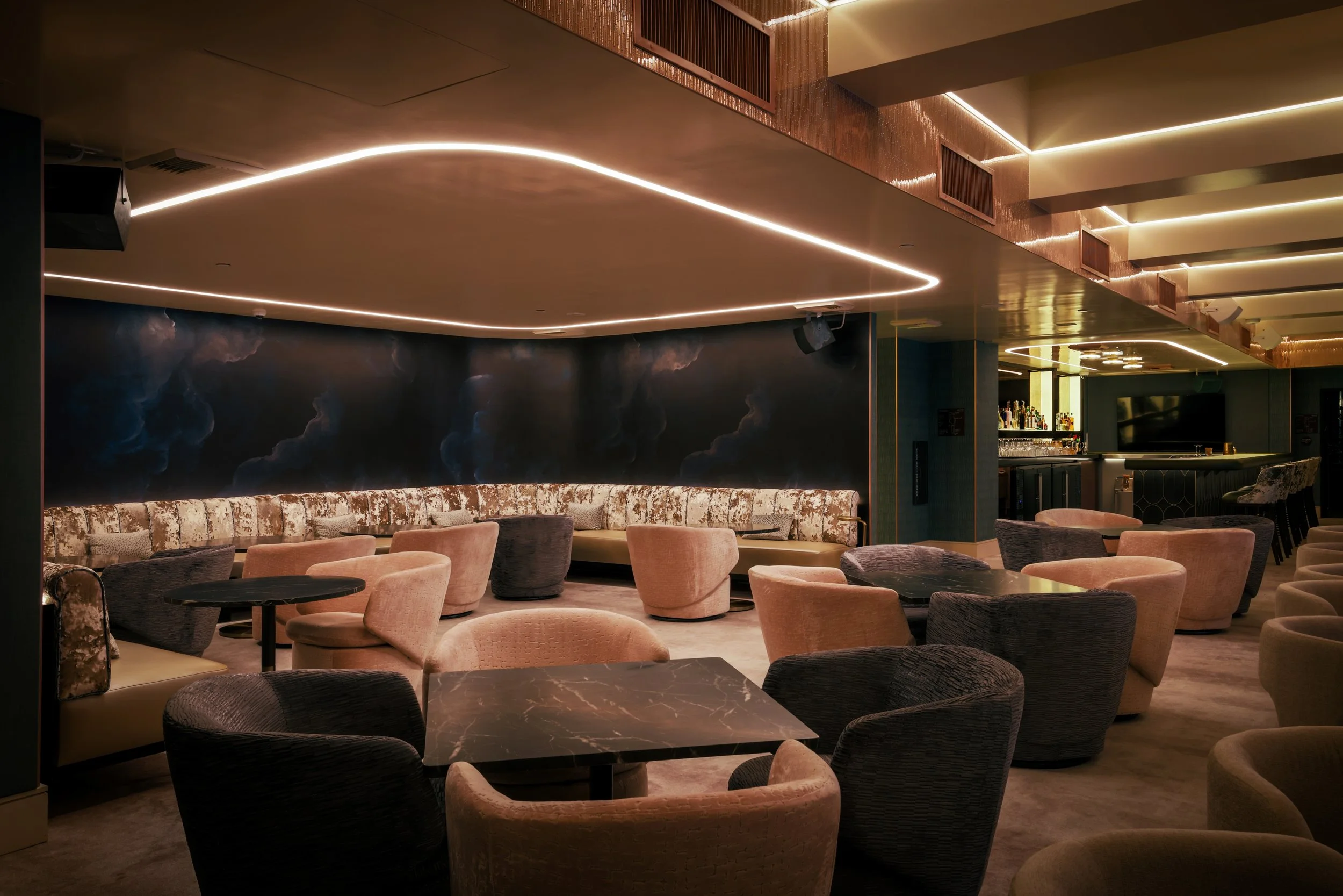 Gravitas _BeverlyHills_Lounge-seating.jpg