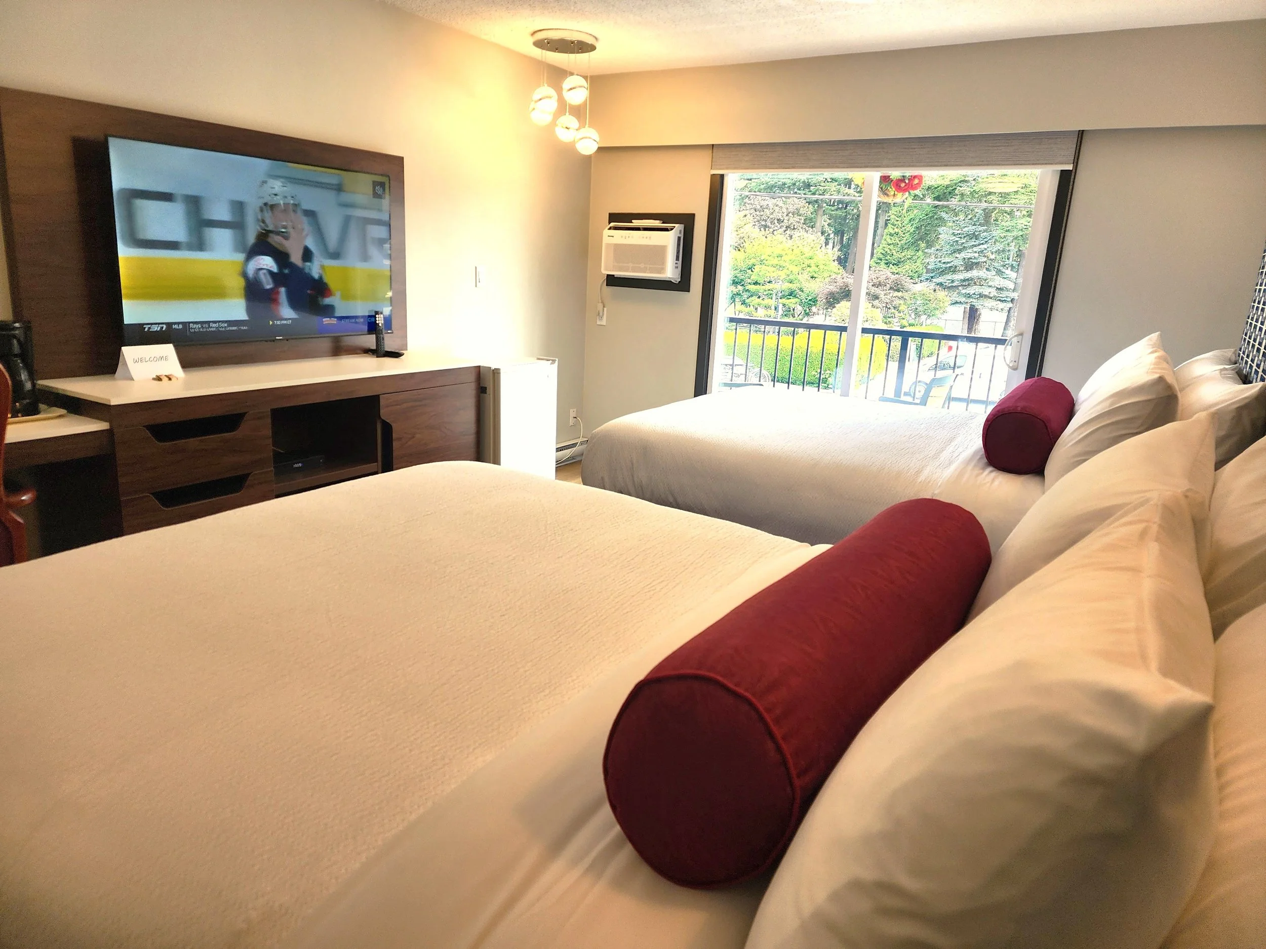 2. Double bed (1).jpg