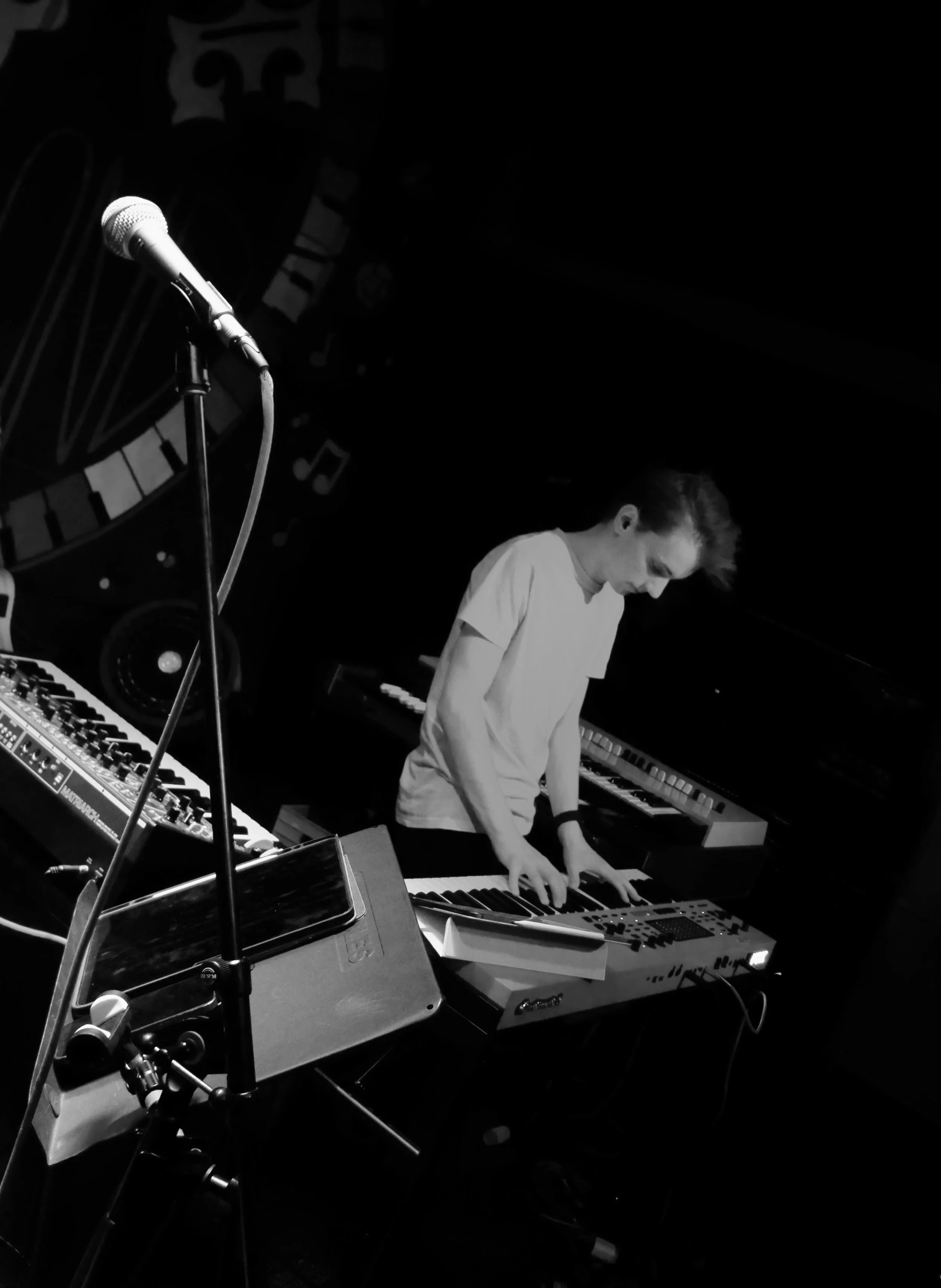 Tim Honiss playing with Galactic Funk, at the Rogue And Vagabond.