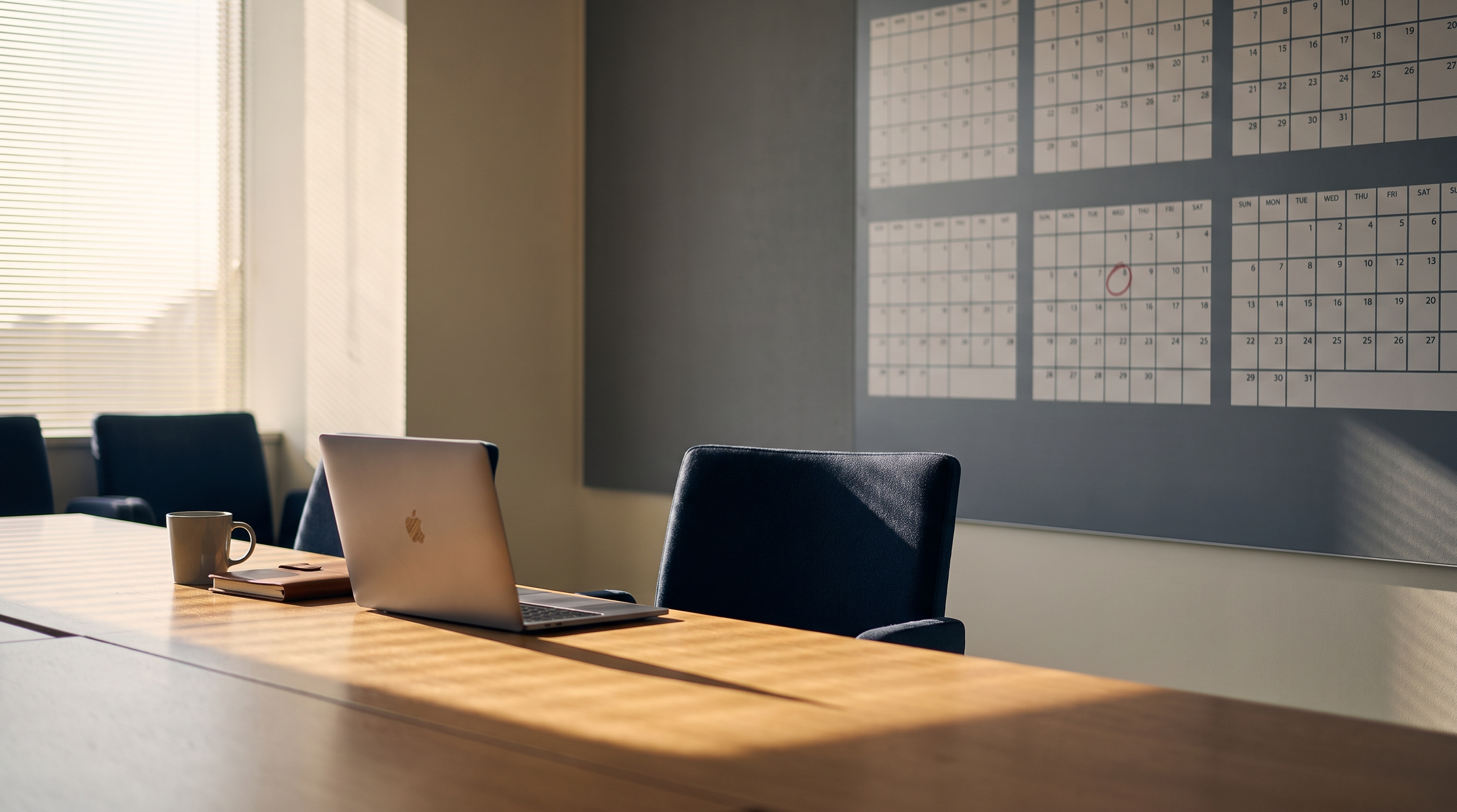 The Long Buying Cycle Trap: How B2B Companies Lose Prospects Between Awareness and Close