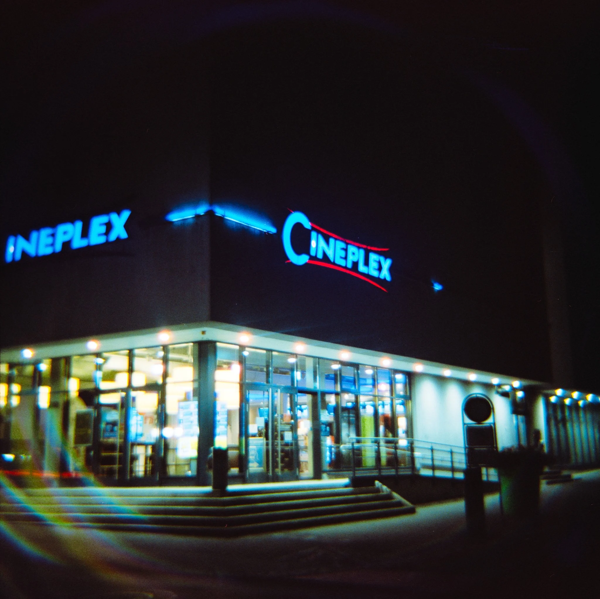 33_2026_DianaF+_CineStill800T-3.jpg