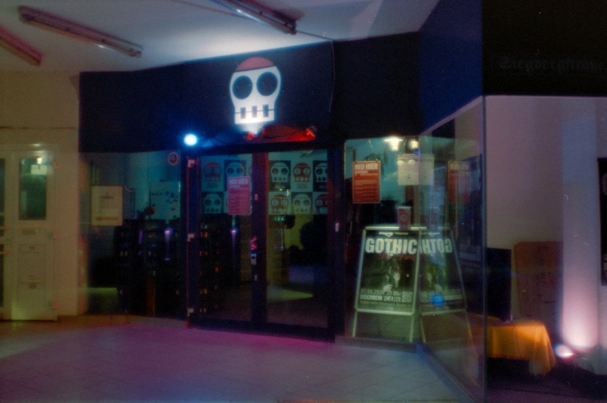 19_2026_DianaF+_CineStill800T-36.jpg